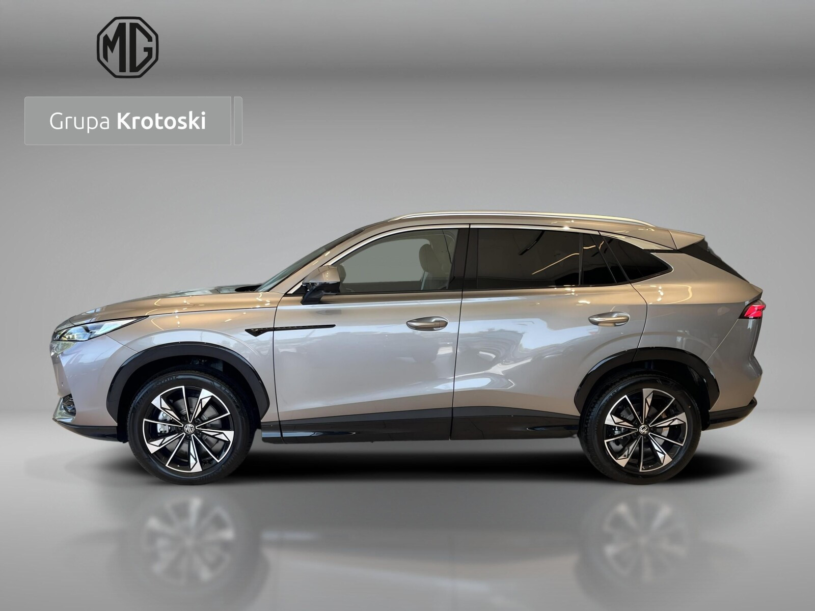HEV+ Exclusive AT 224 KM DEMO