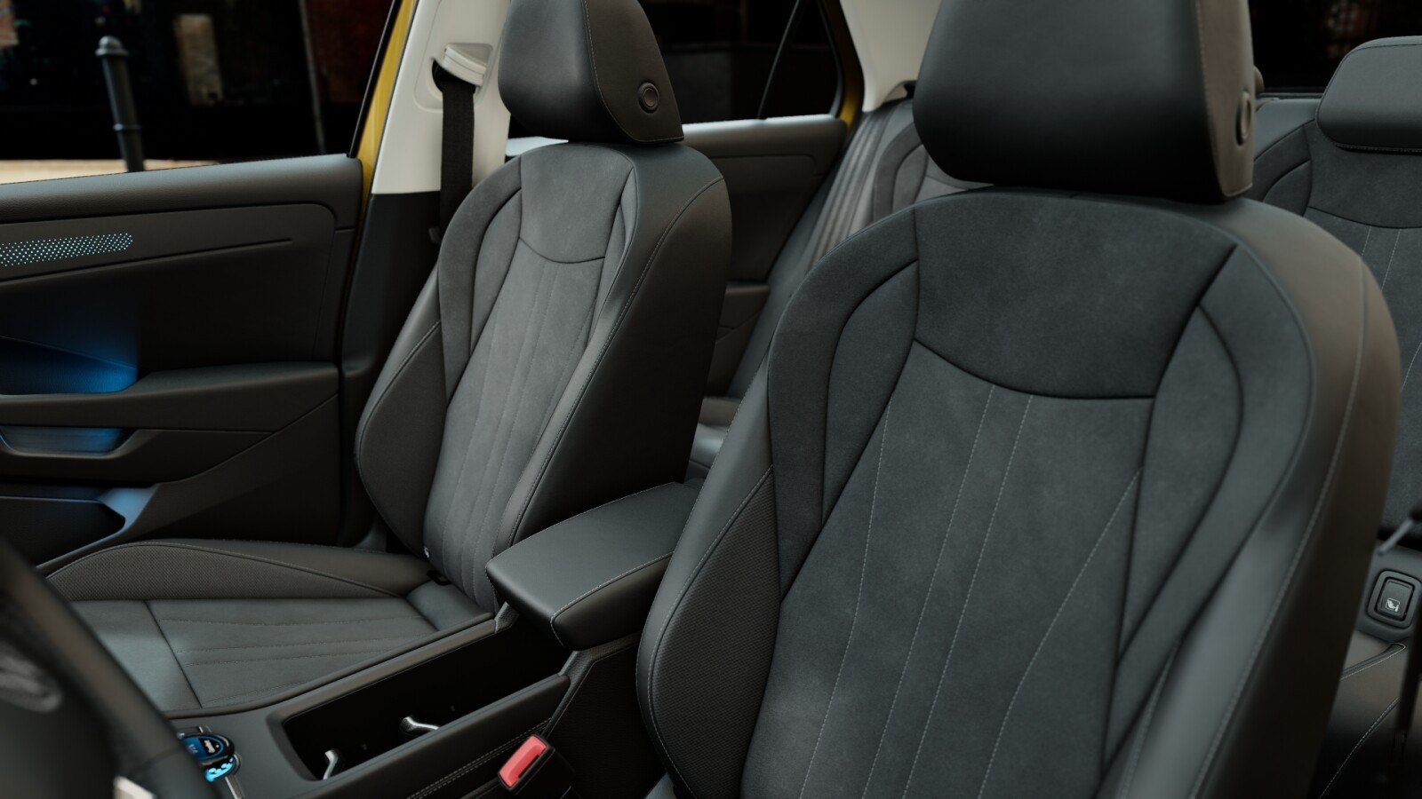 Auto Hold, Ambient Plus, Refl. IQ. Light Led Matrix, Park Assist Plus