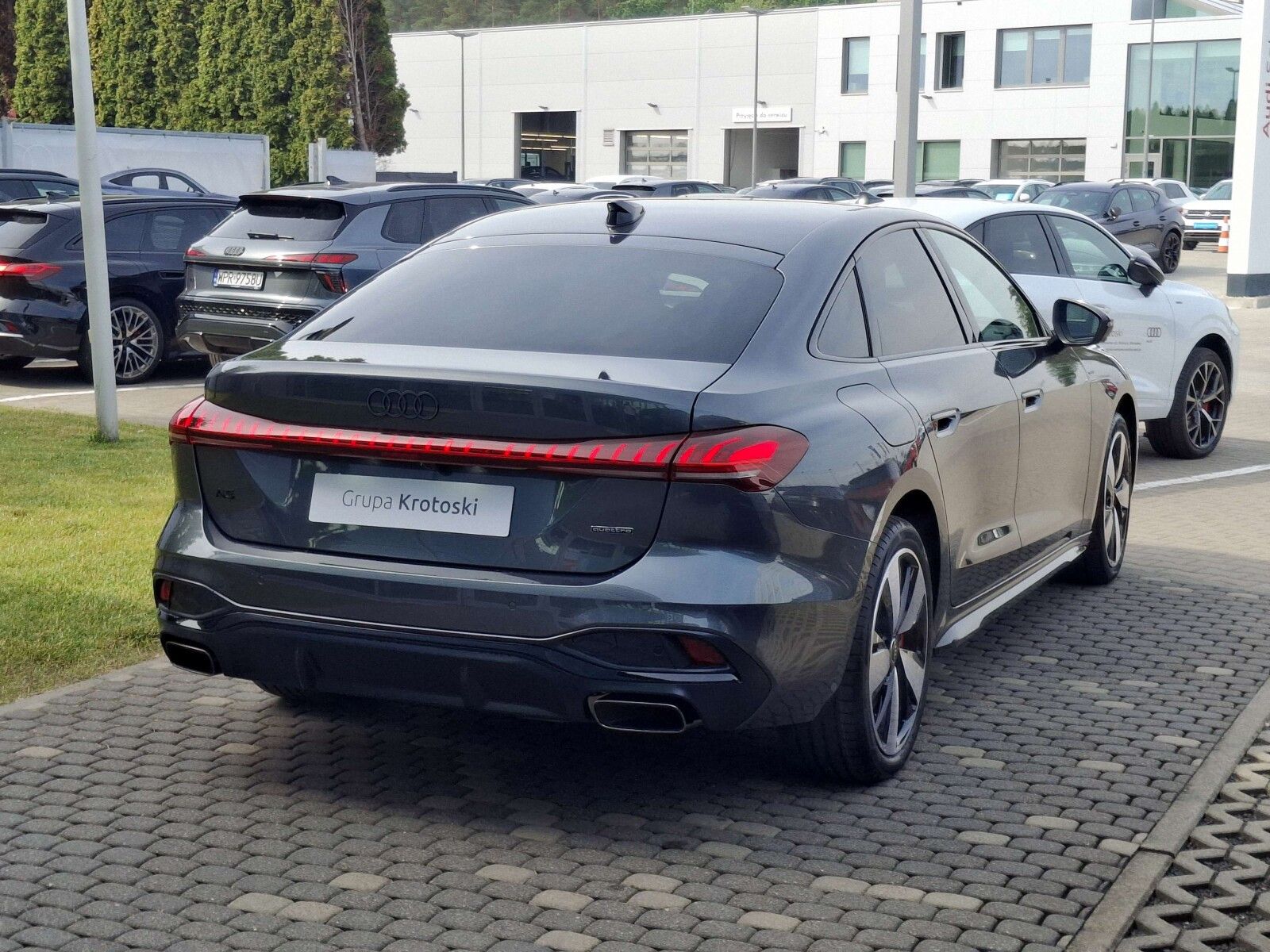 e-hybrid quattro 270 kW S tronic * Pakiet Tech Plus *