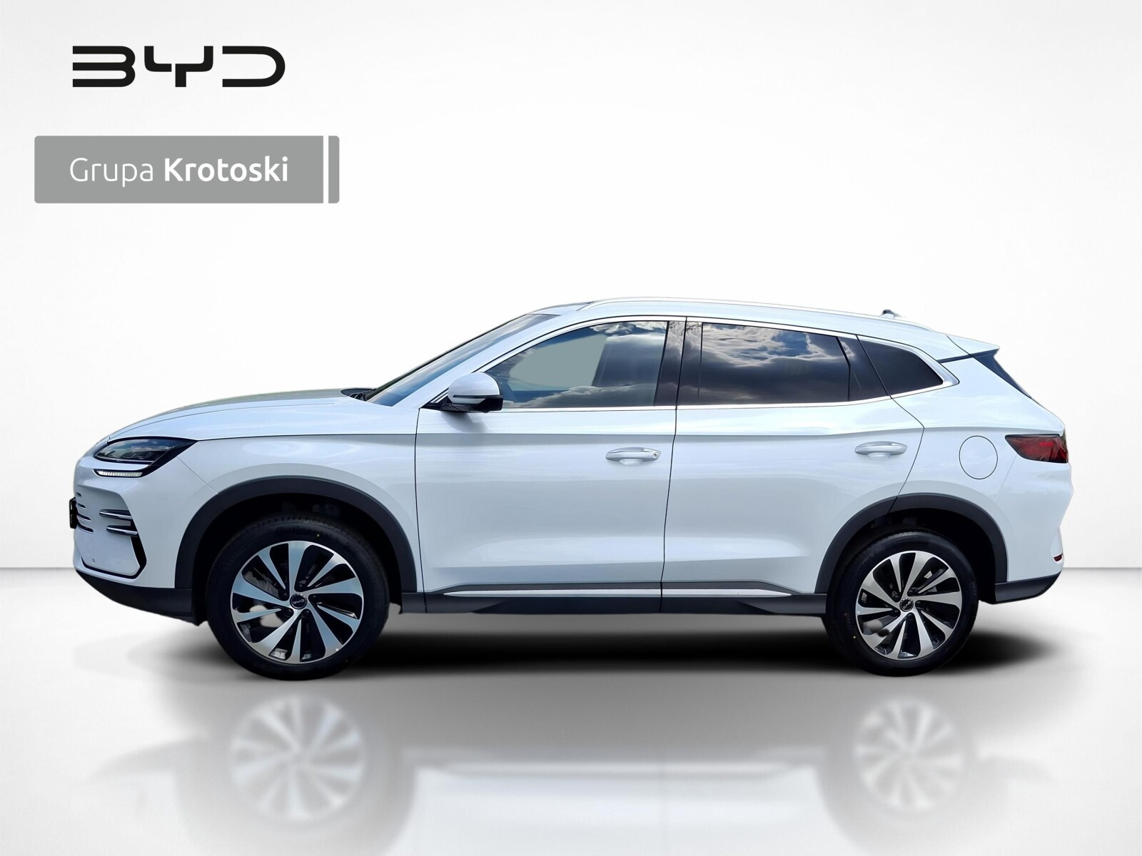 Design 323km Plug-IN DEMO