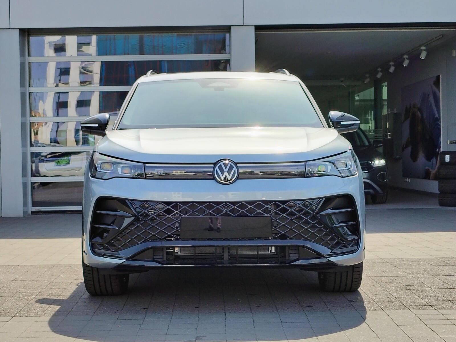 R-Line Plus 1,5 eHybrid 272 KM DSG