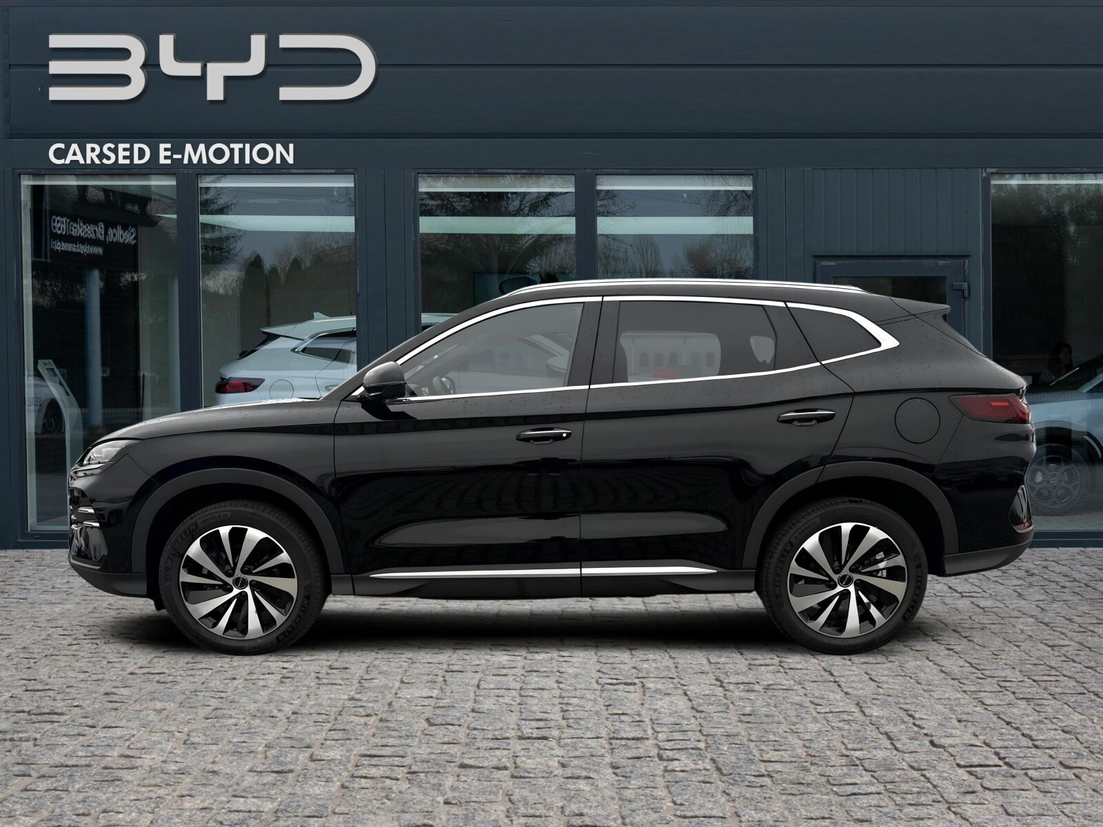 BYD SEAL U DM-i Boost – Hybryda plug-in | 218 KM Czarny 2026