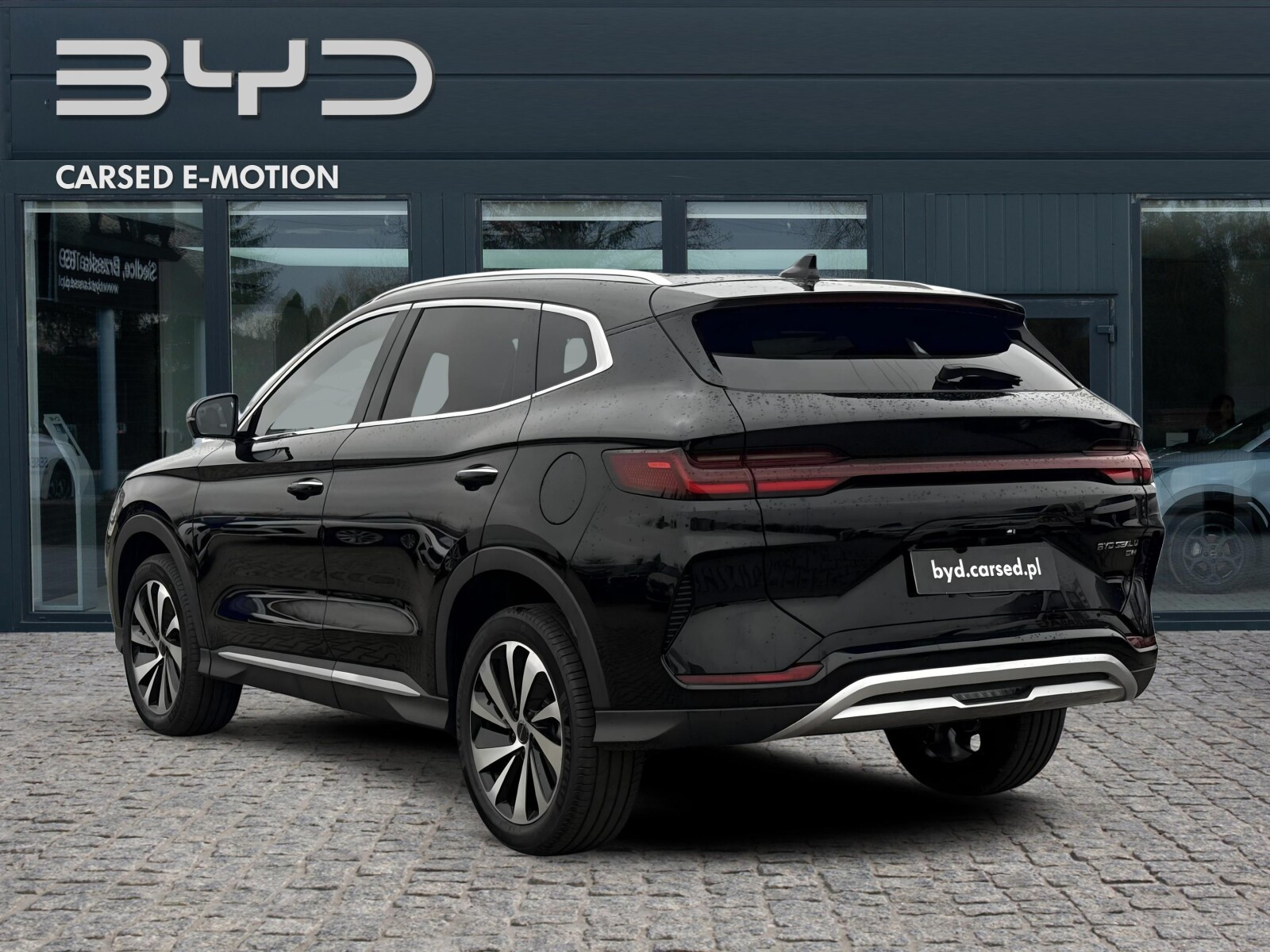 BYD SEAL U DM-i Boost – Hybryda plug-in | 218 KM Czarny 2026