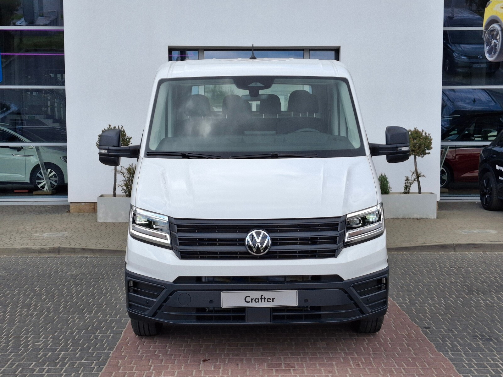 35 Podwozie z podwójną kabiną 2.0 l 163 KM manualna Dostępny od Ręki!