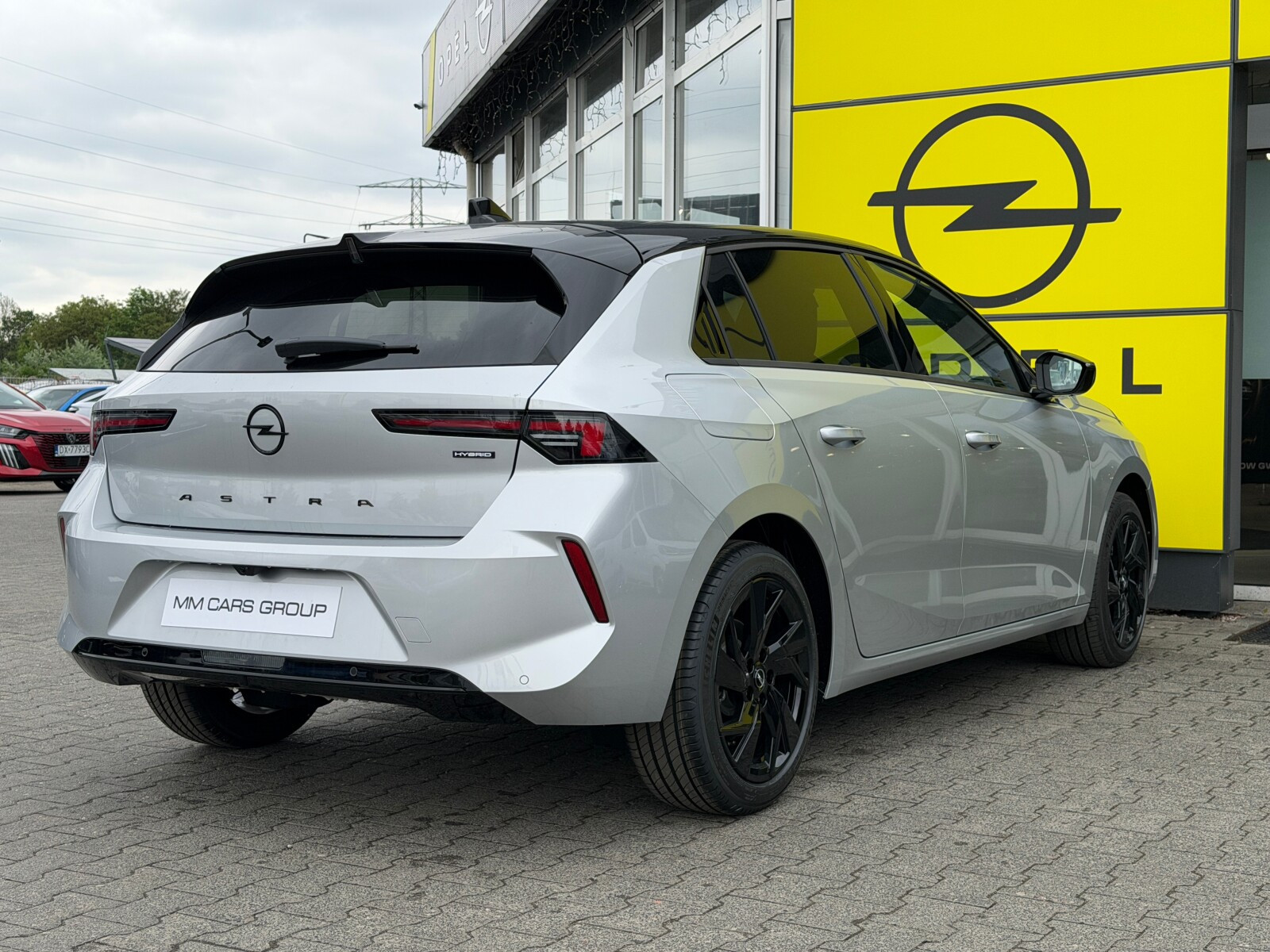 GS Hybrid 1.2 Turbo 145KM eDCT6, dostępny od ręki!