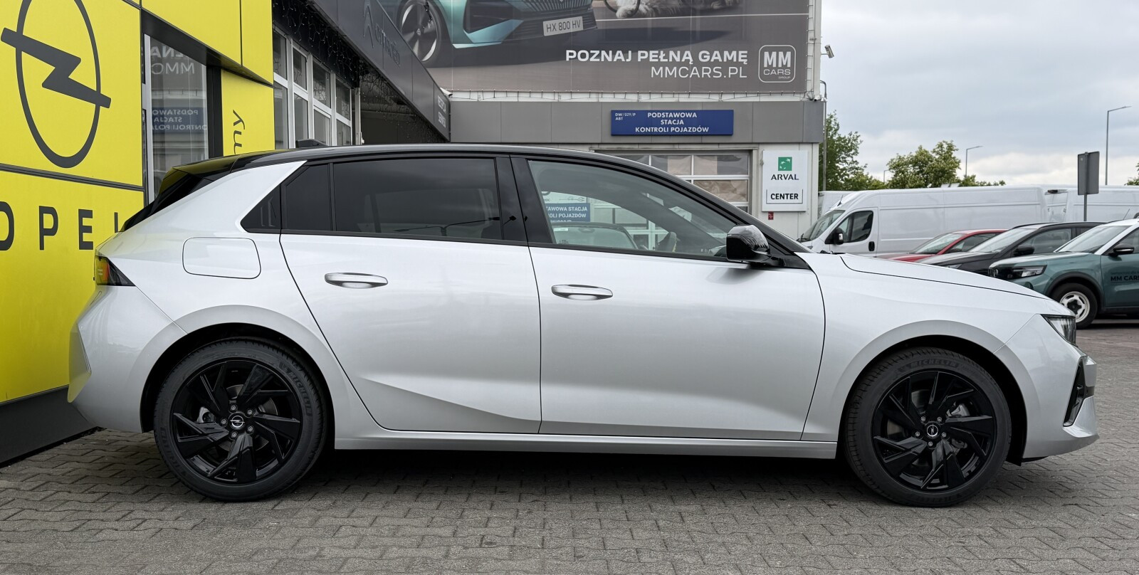 GS Hybrid 1.2 Turbo 145KM eDCT6, dostępny od ręki!