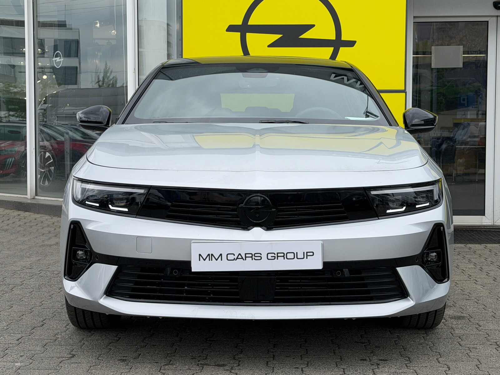 GS Hybrid 1.2 Turbo 145KM eDCT6, dostępny od ręki!