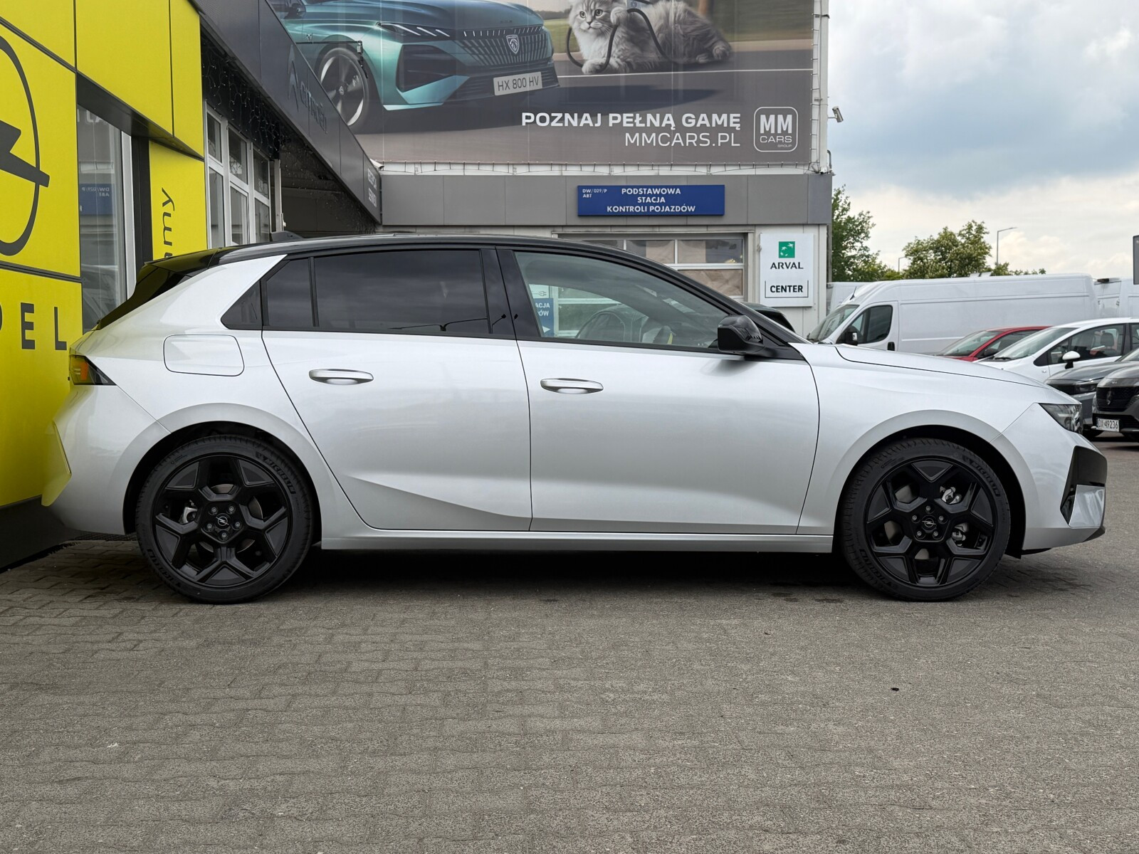 GS Hybrid 1.2 Turbo 145KM eDCT6, dostępny od ręki!