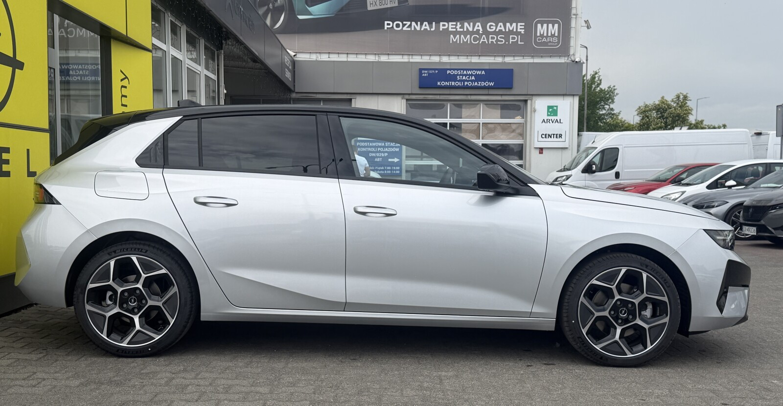 GS Hybrid 1.2 Turbo 145KM eDCT6, dostępny od ręki!