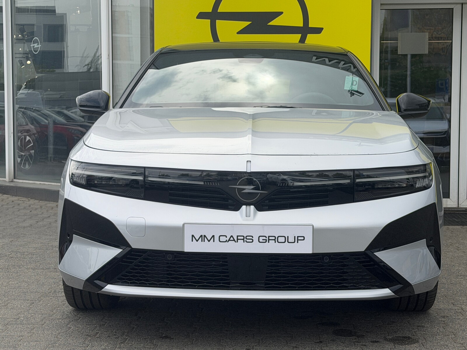 GS Hybrid 1.2 Turbo 145KM eDCT6, dostępny od ręki!