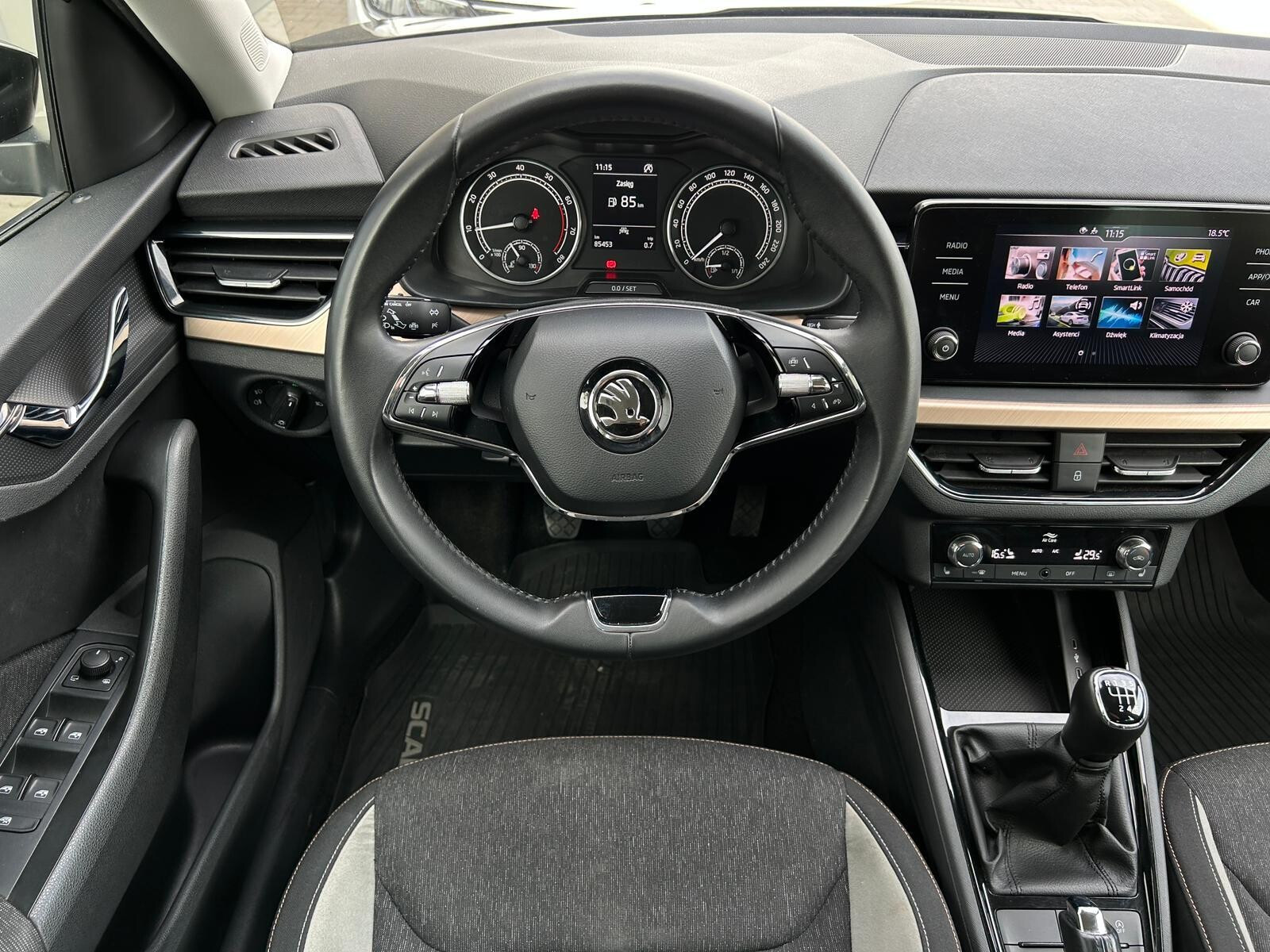 Style, Tempomat, Kamera, CarPlay, KESSY, Salon Polska, 1 właściciel