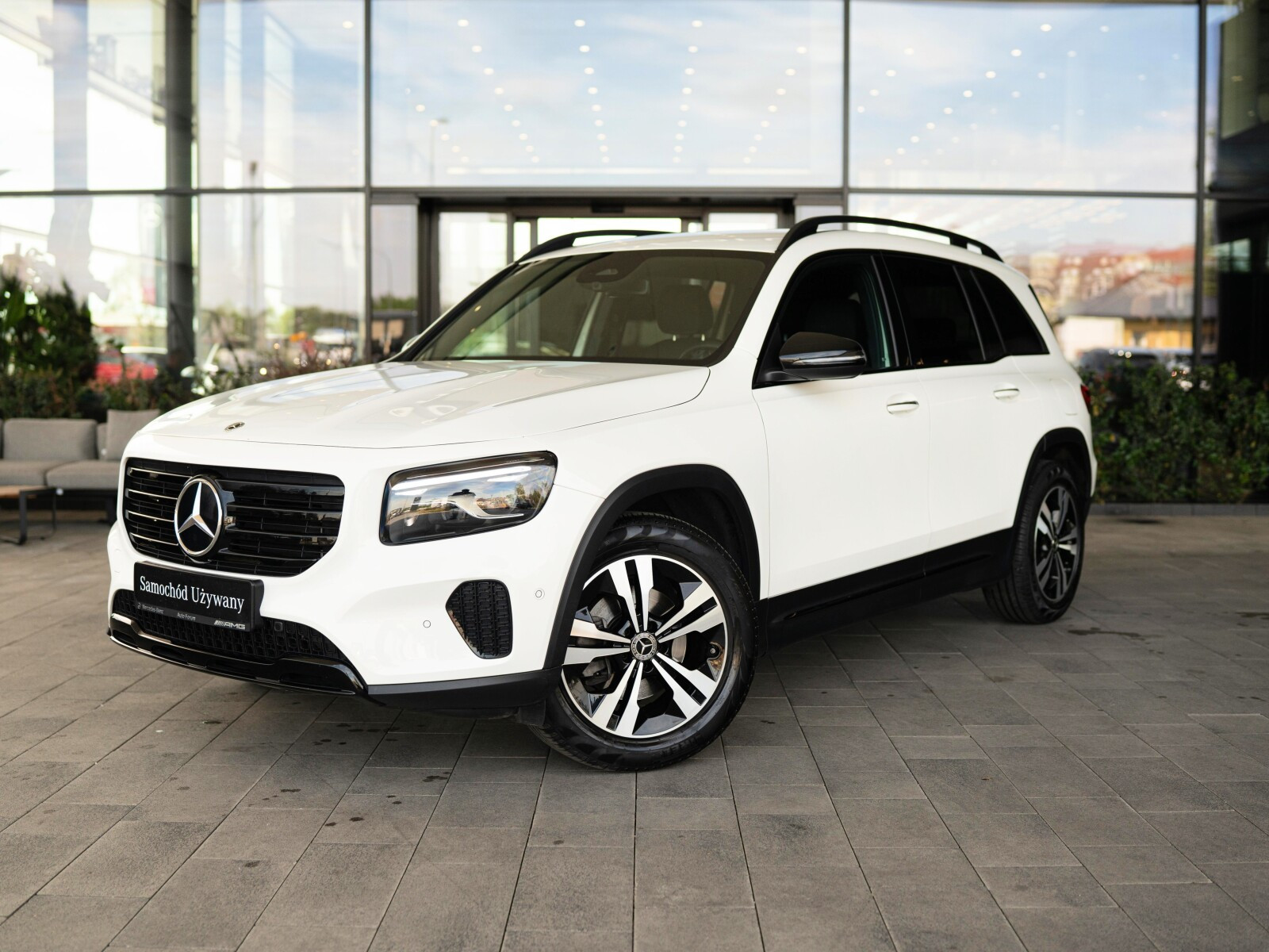 Mercedes-Benz GLB 200