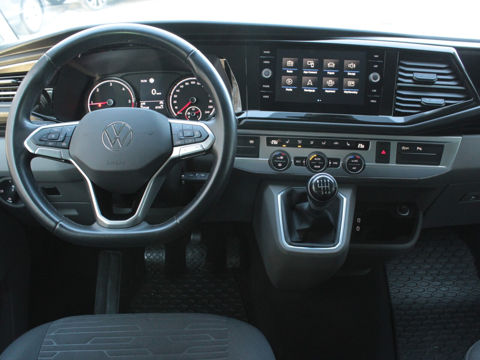 rata brutto od 3 253 zł / m-c | 6.1 Comfortline 2.0 l TDI SCR 150 KM 6-biegowa manualna Używany