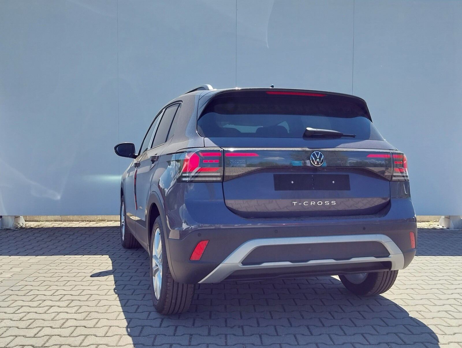 T-Cross Life Plus 1.0 TSI 85 kW / 116 KM manualna, 6-biegowa