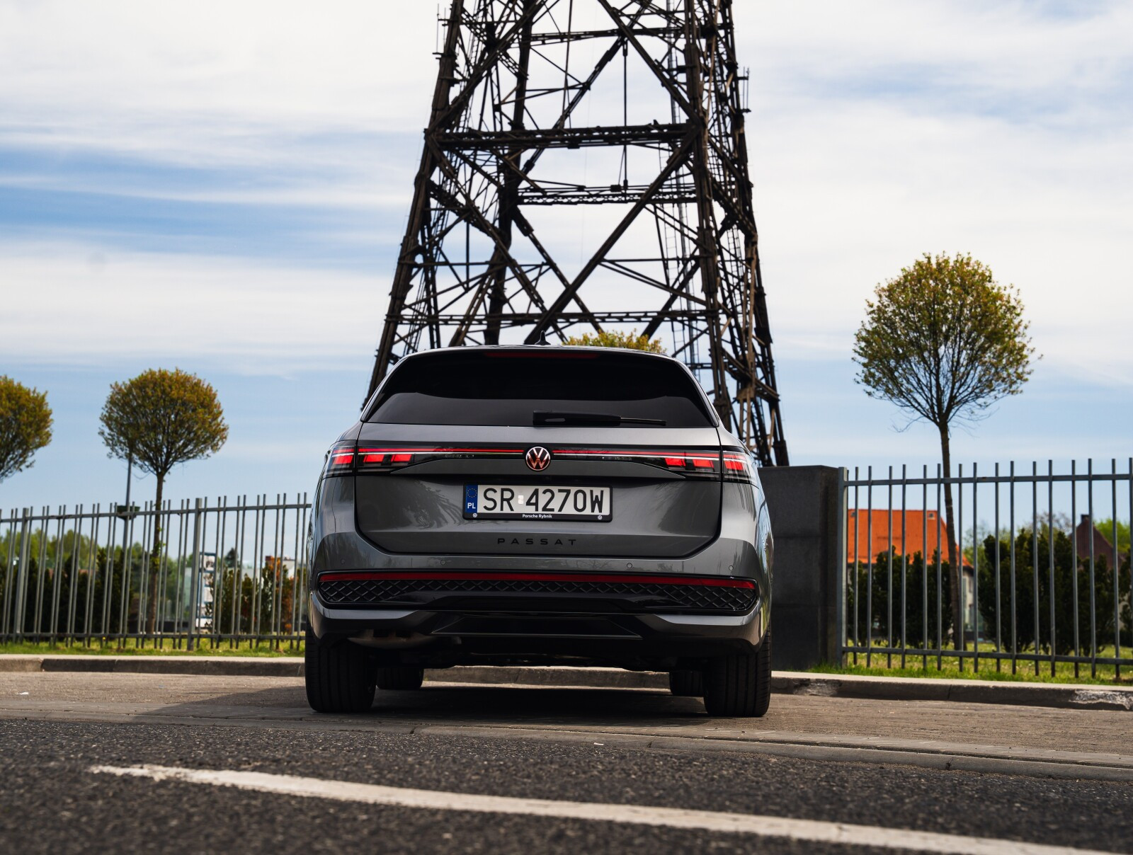 Passat R-Line Plus 2.0 TDI SCR 4MOTION 142 kW / 193 KM DSG