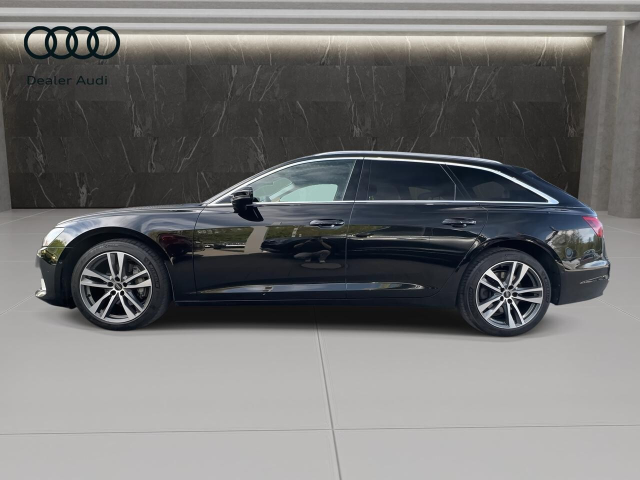 Avant, Quattro, HD Matrix, Head-UP, HAK, Side Assist, Bang&Olufsen