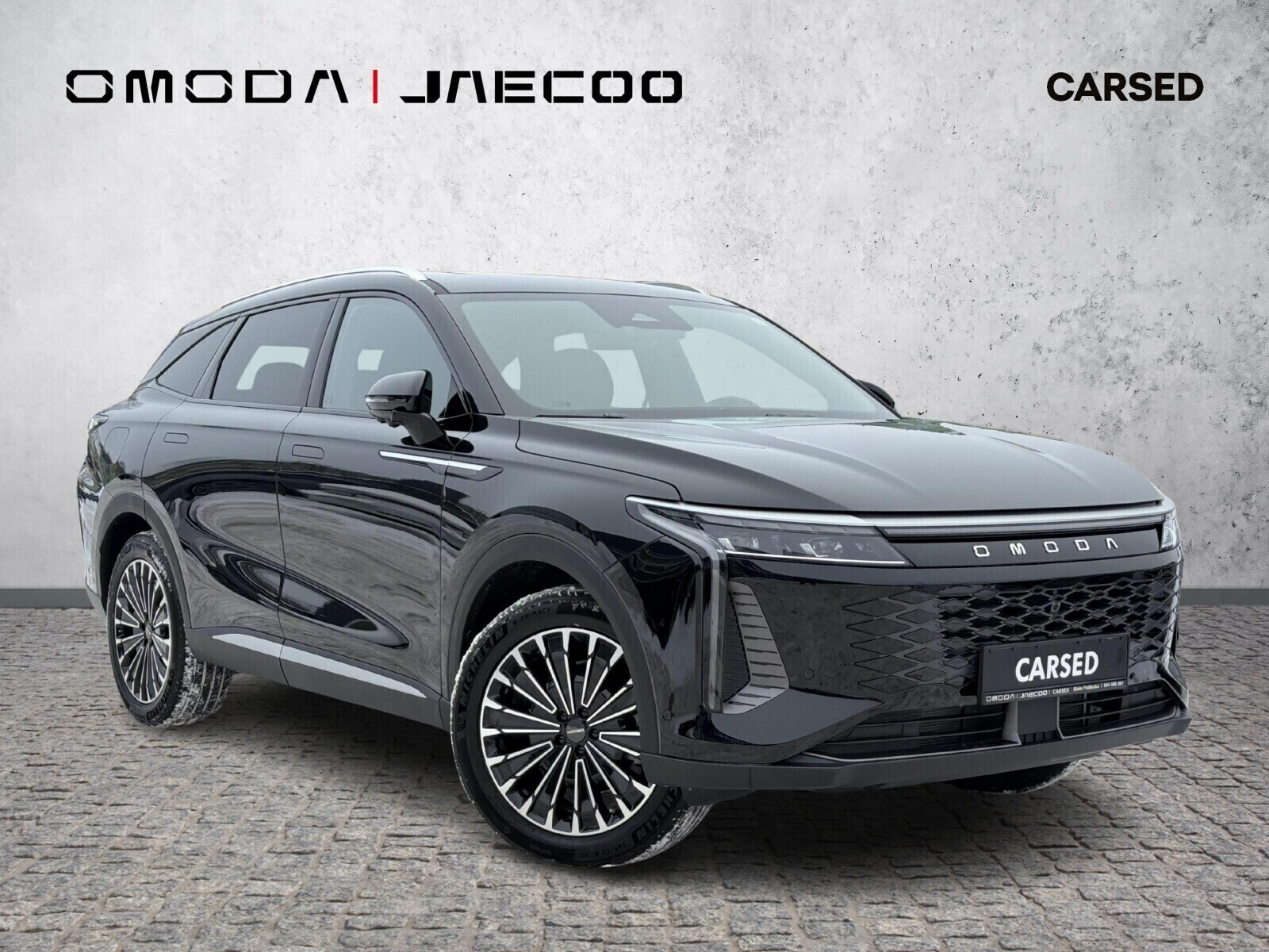 Omoda 9 EXCLUSIVE Ink black czerwona tapicerka 2026