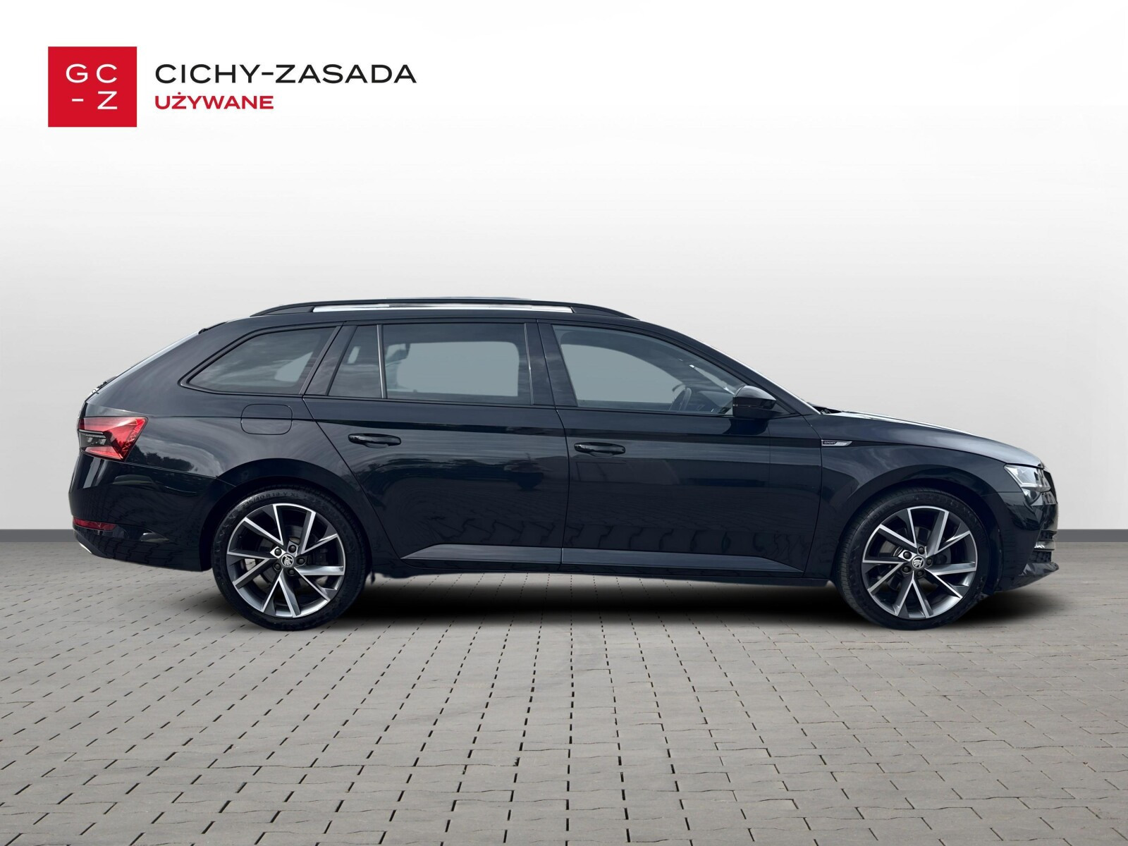 Sportline 2.0TDI Hak, Matrix, Dach Panoramiczny, DCC, ACC Ambiente