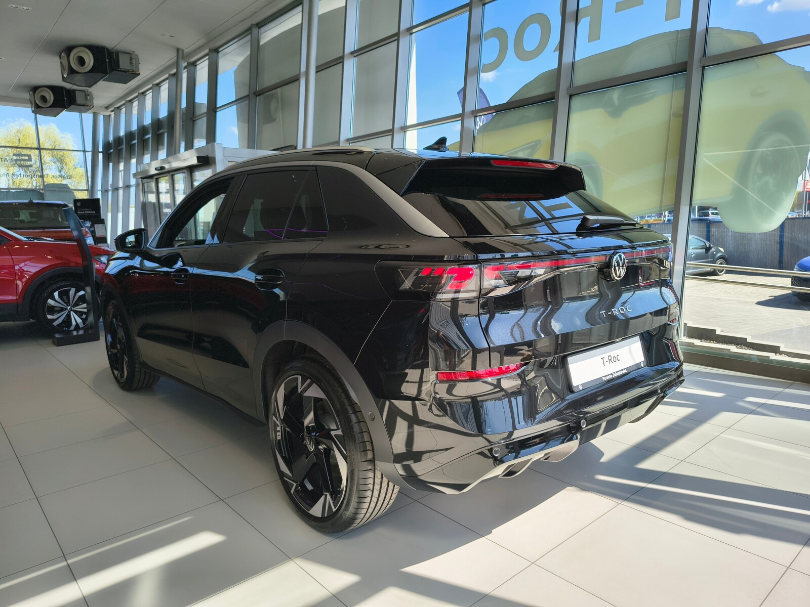 Volkswagen T-Roc R-Line 1.5 eTSI 110 kW / 150 KM automatyczna, DSG 7-stopniowa