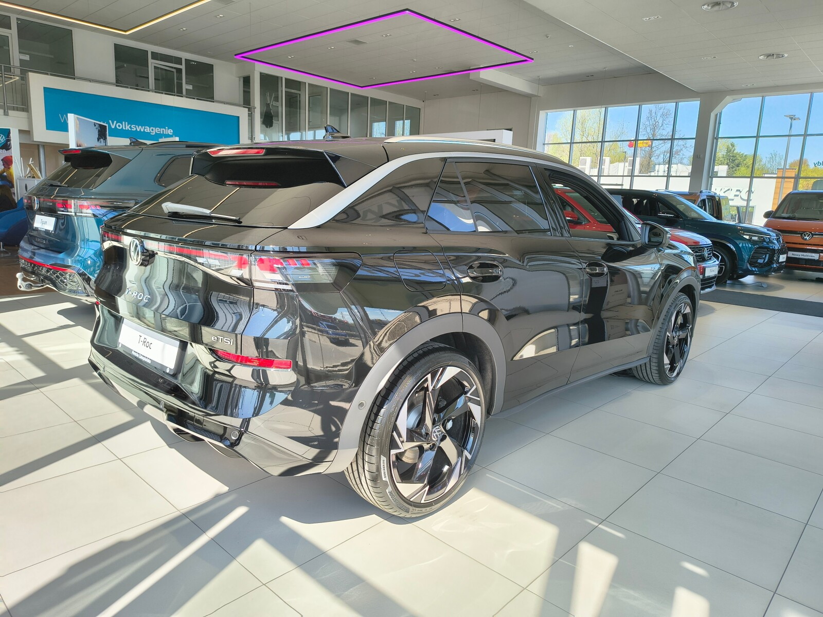 Volkswagen T-Roc R-Line 1.5 eTSI 110 kW / 150 KM automatyczna, DSG 7-stopniowa