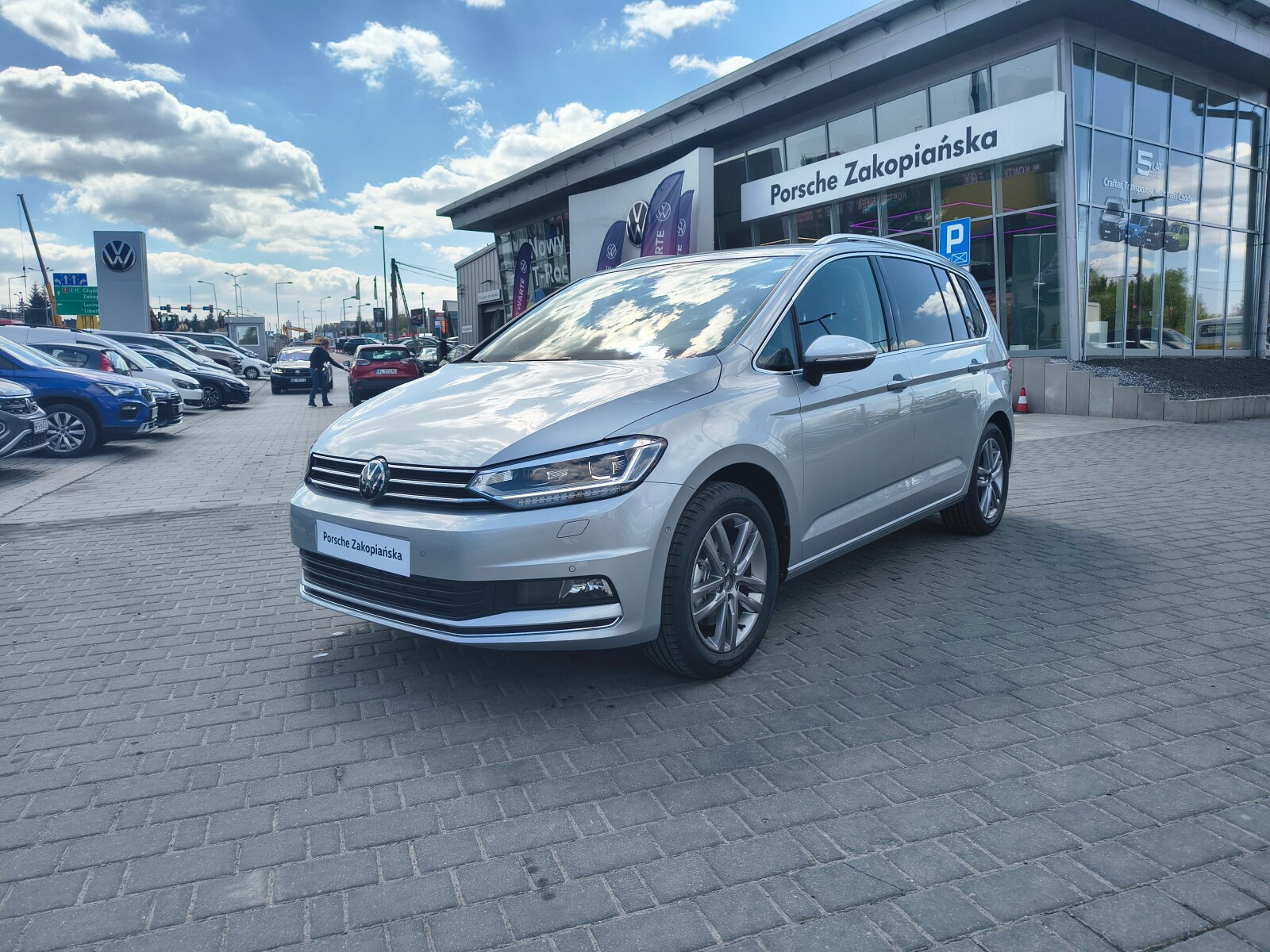Touran Highline 1.5 TSI EVO 110 kW / 150 KM automatyczna, DSG 7