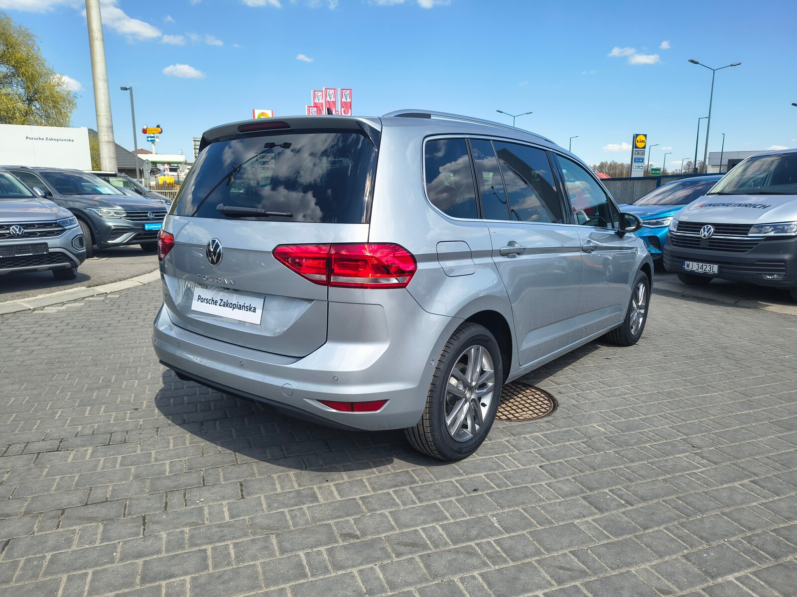 Touran Highline 1.5 TSI EVO 110 kW / 150 KM automatyczna, DSG 7