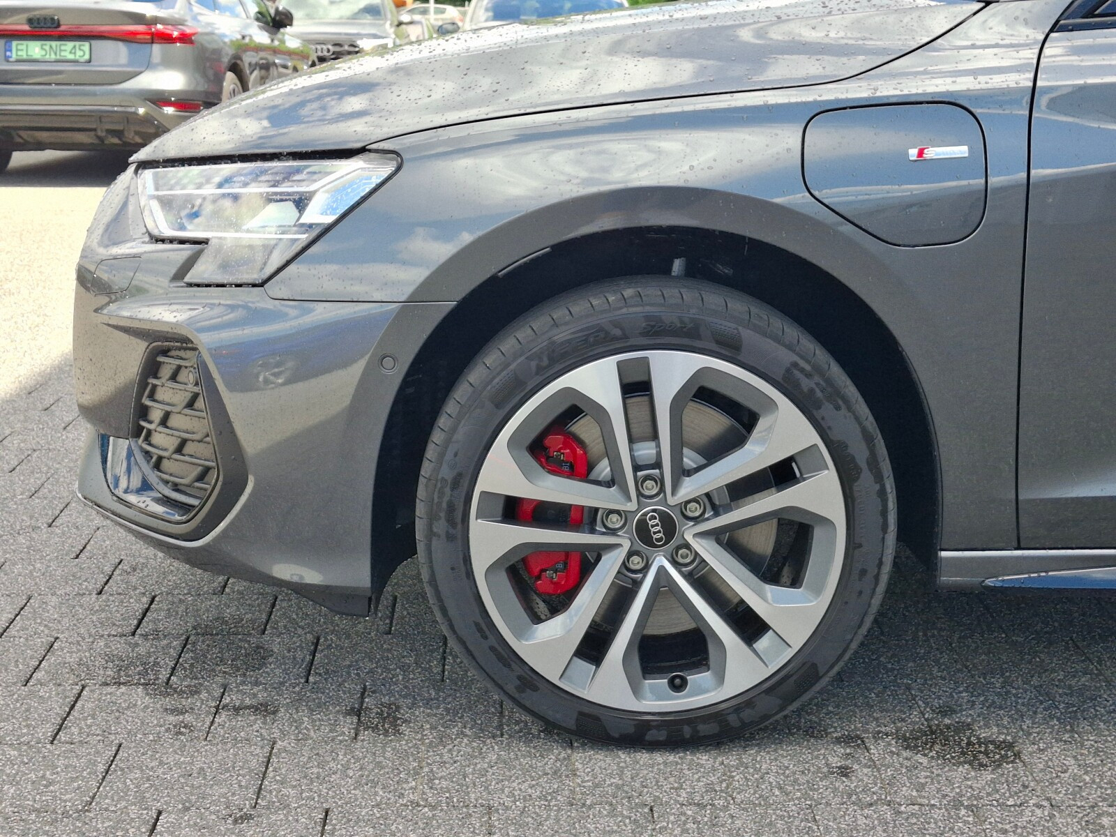 S line TFSI e 200 kW S tronic * Pakiet Technology *