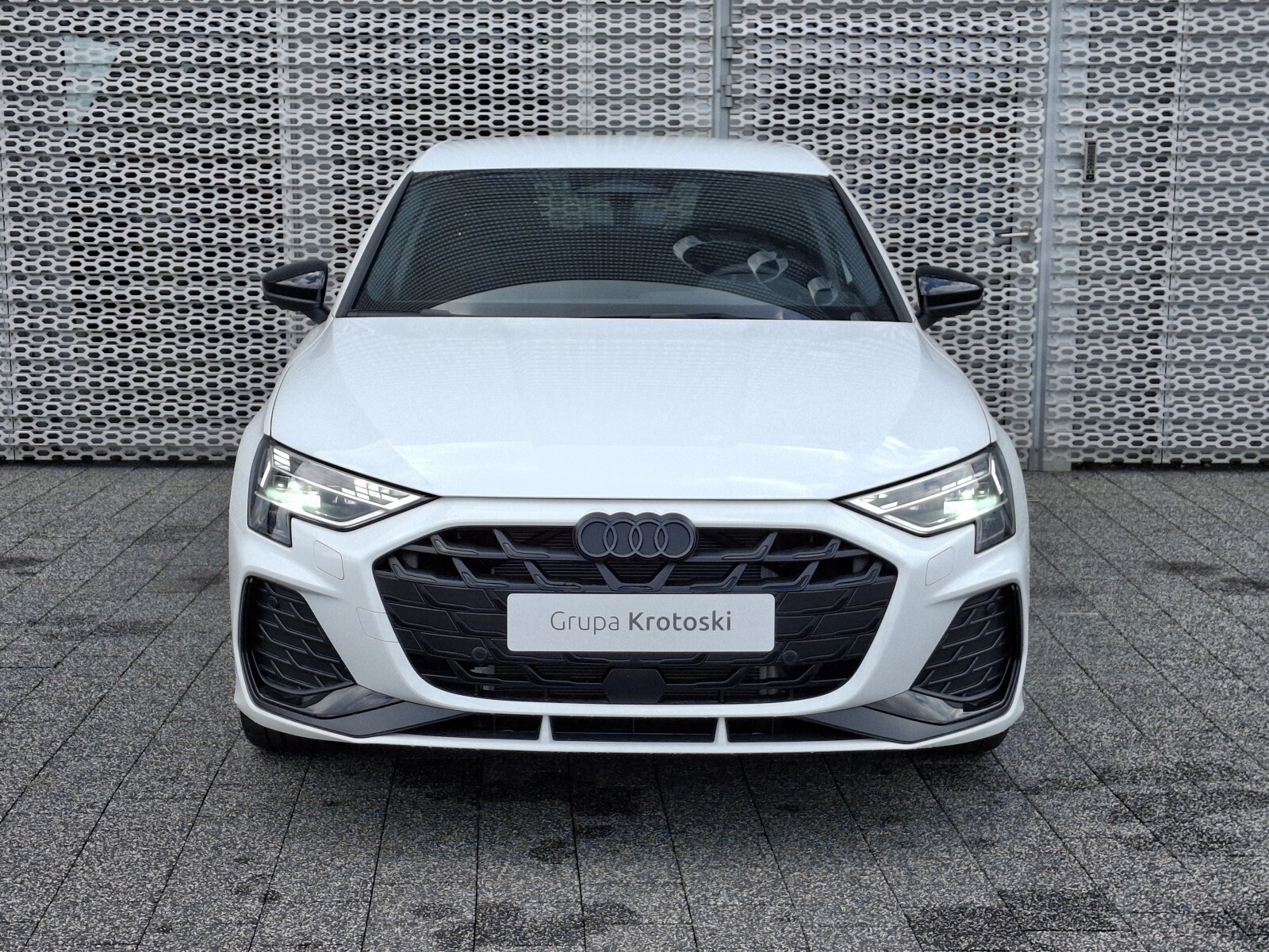 S line TFSI e 200 kW S tronic * Pakiet Technology *