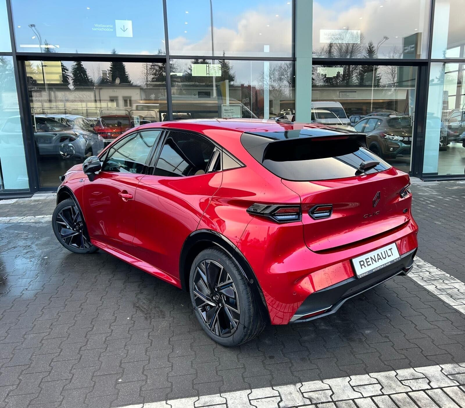 czerwone clio automat