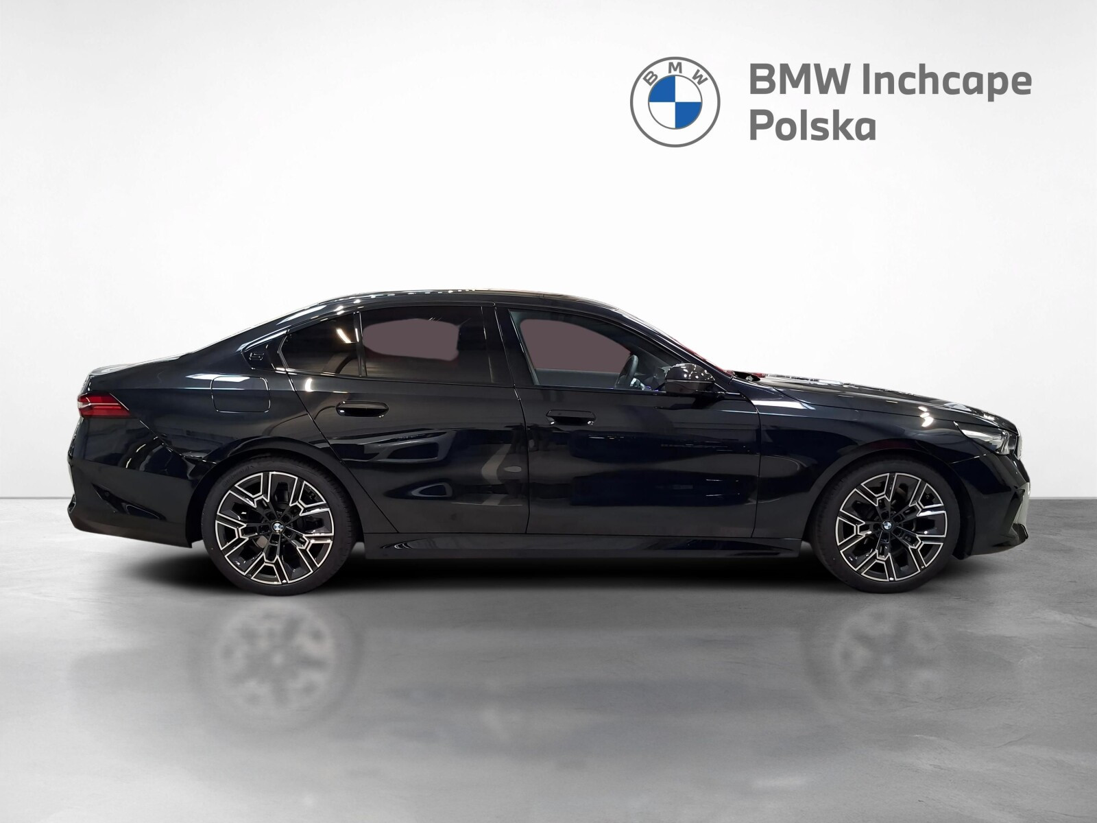 i Pakiet M sportowy l Podgrzewanie kierownicy l Driving Assistant Plus