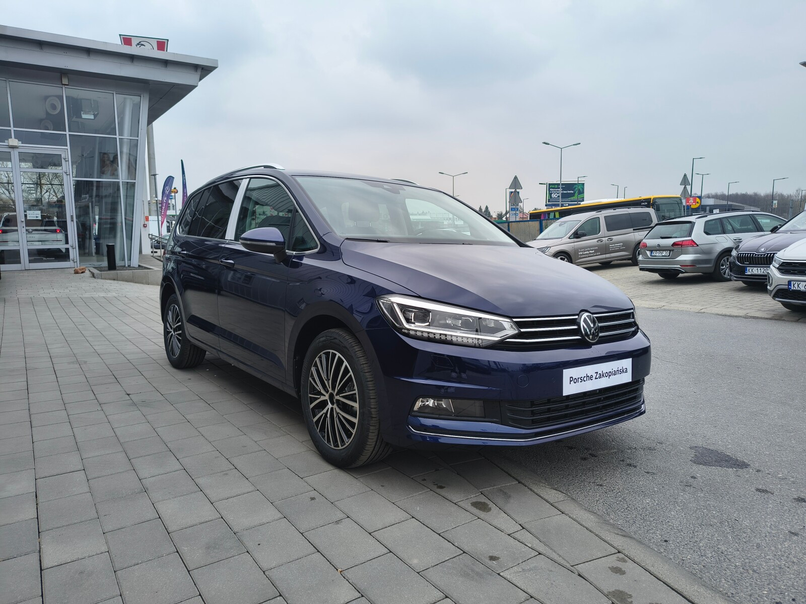 Touran Highline 1.5 TSI EVO 110 kW / 150 KM automatyczna, DSG 7
