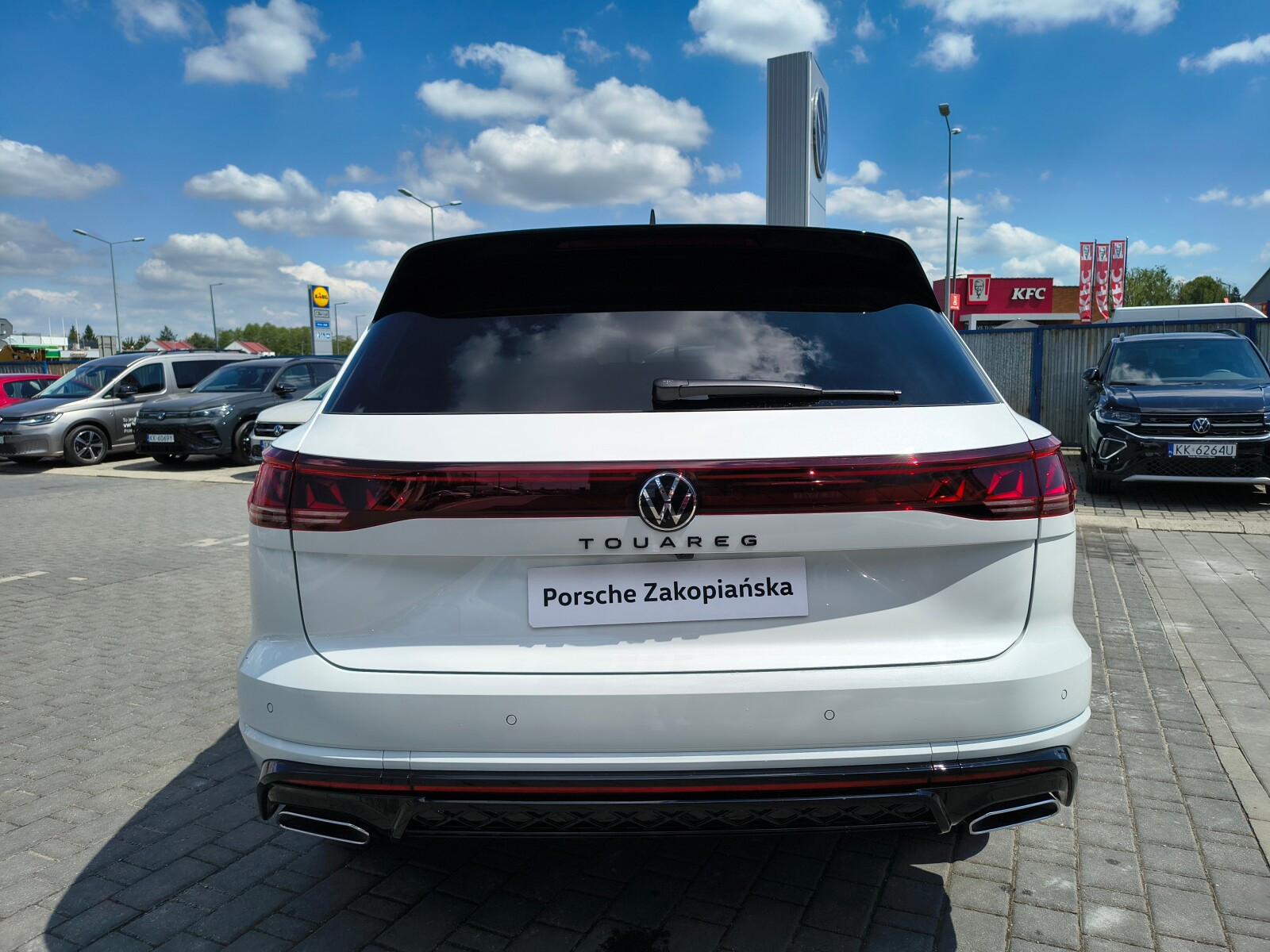 Touareg R-Line 3.0 V6 TDI 4MOTION 210 kW / 286 KM automatyczna 8-stop.