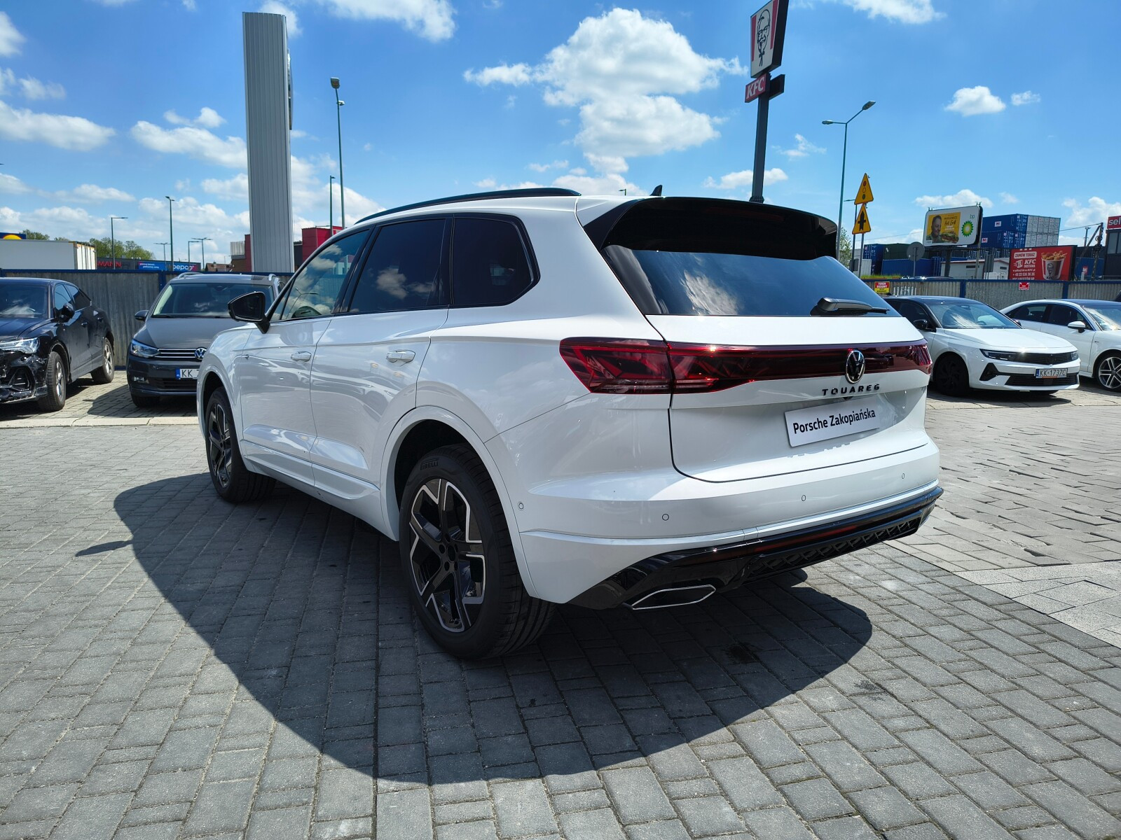 Touareg R-Line 3.0 V6 TDI 4MOTION 210 kW / 286 KM automatyczna 8-stop.