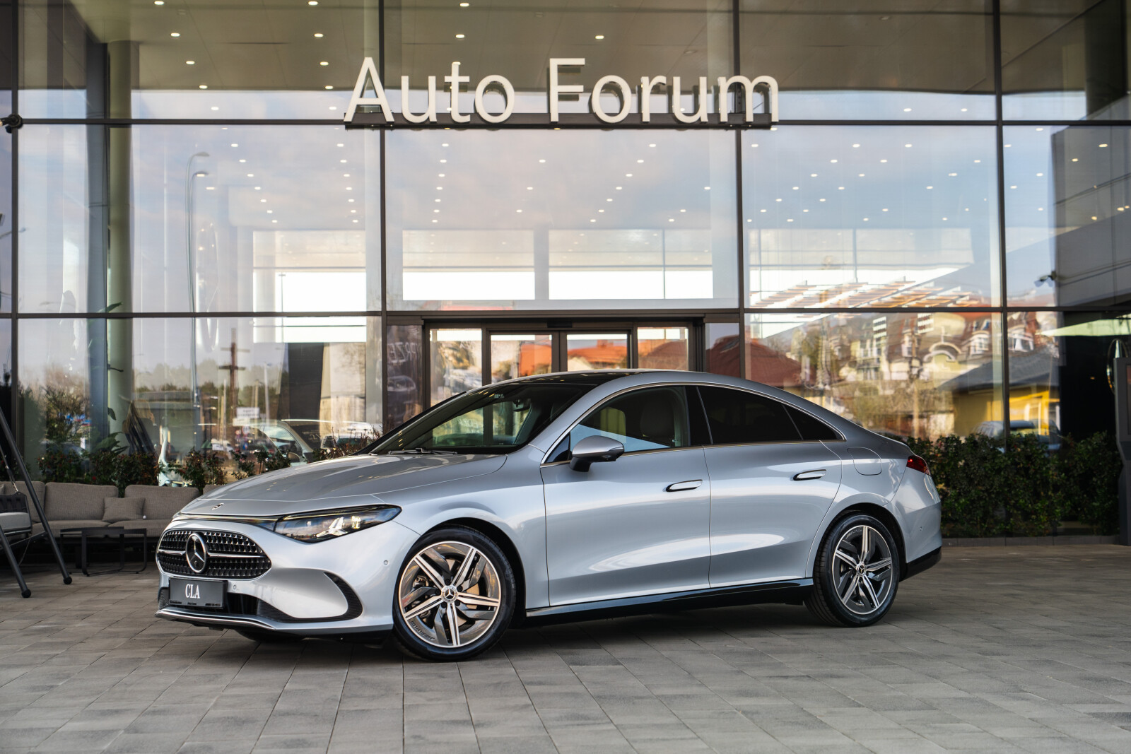 Mercedes-Benz CLA 200