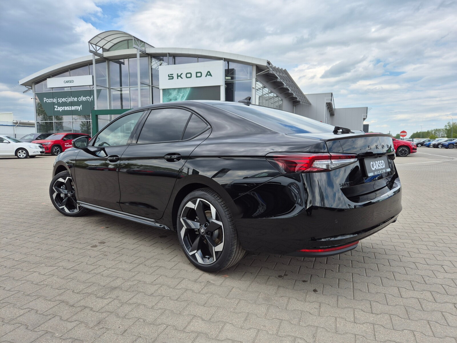 SPORTLINE 2.0 TDI 4x4  DSG z placu 193KM