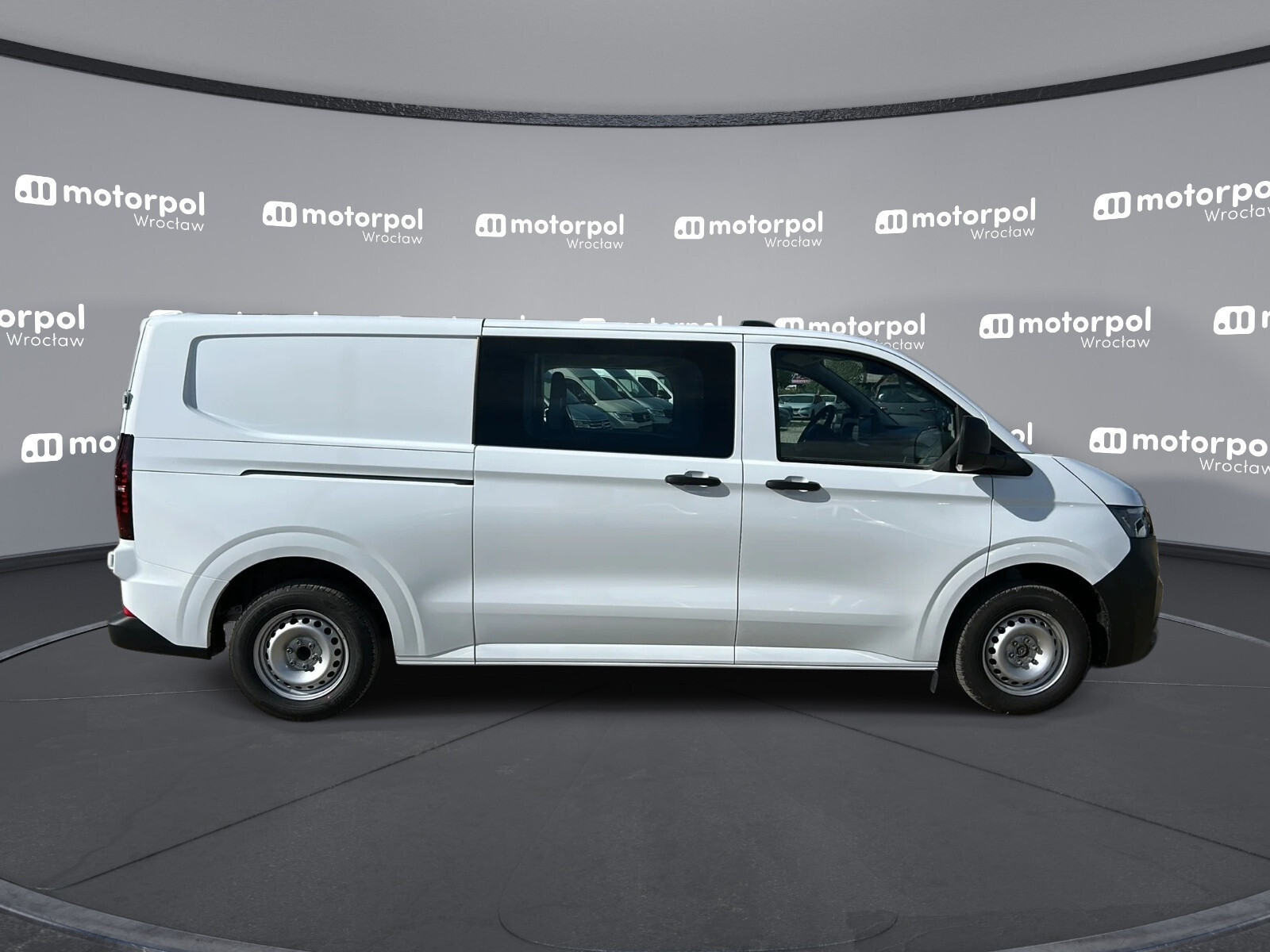 T7 Furgon Plus/6 osob./AUTOMAT, 2.0 TDI 170KM, r.o. 3500 mm