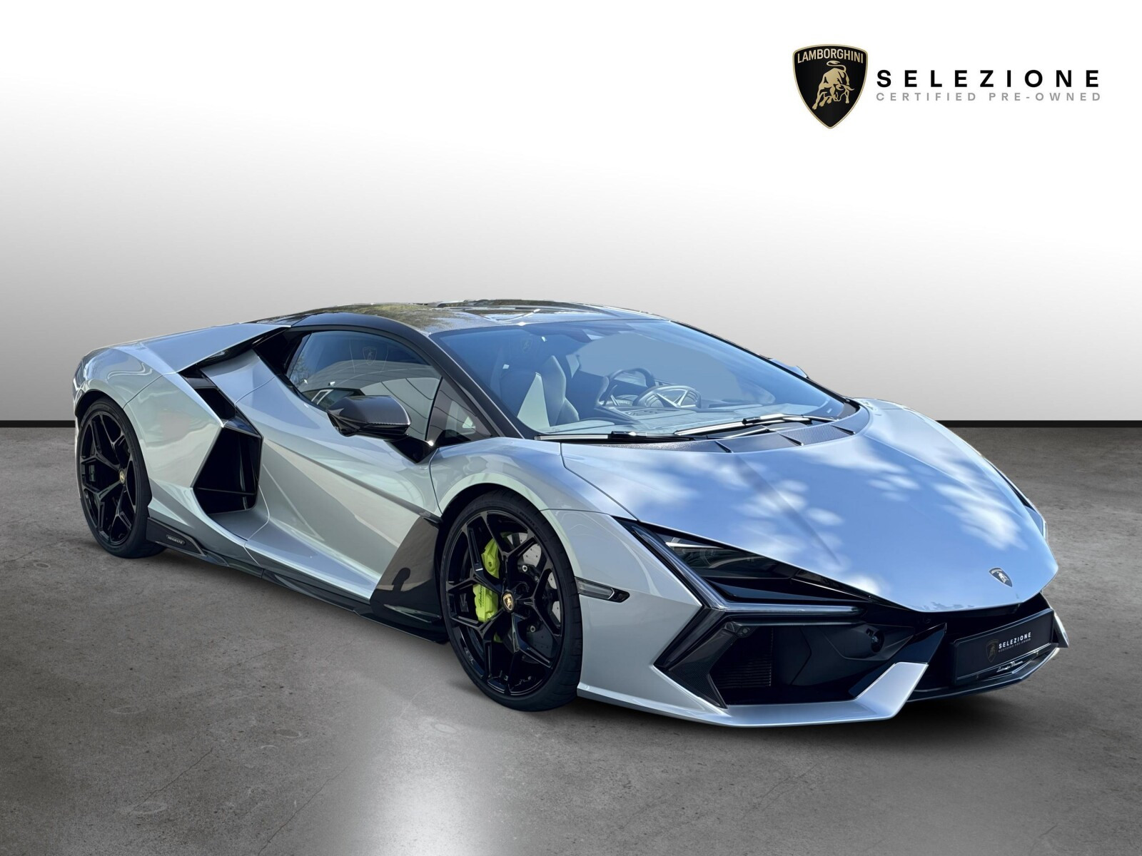 Lamborghini Revuelto
