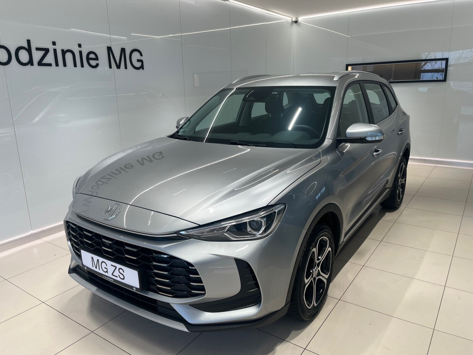 MG ZS Hybrid+