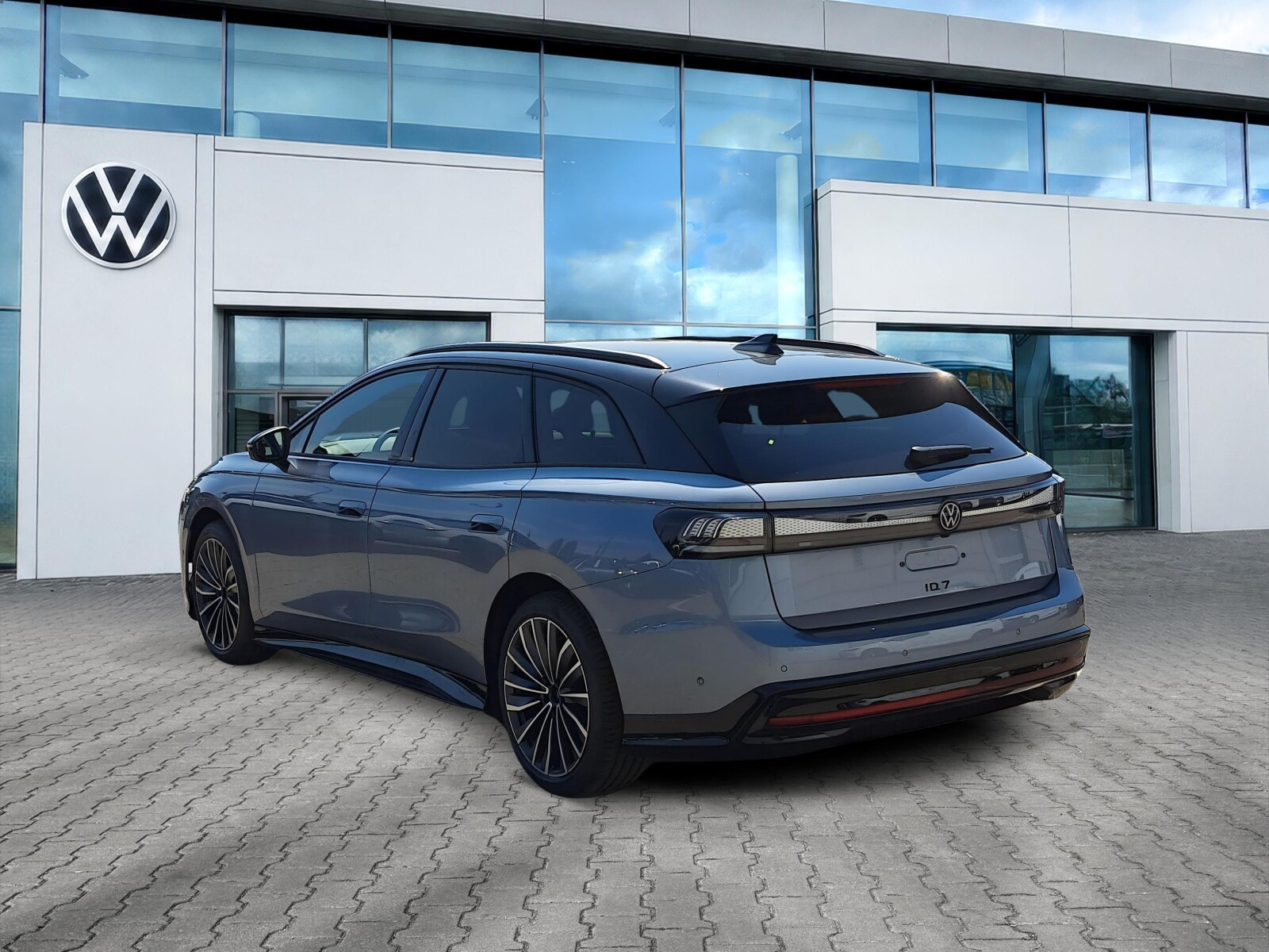Pro Plus 77 kWh 286 KM automatyczna Dostępny Od Ręki!