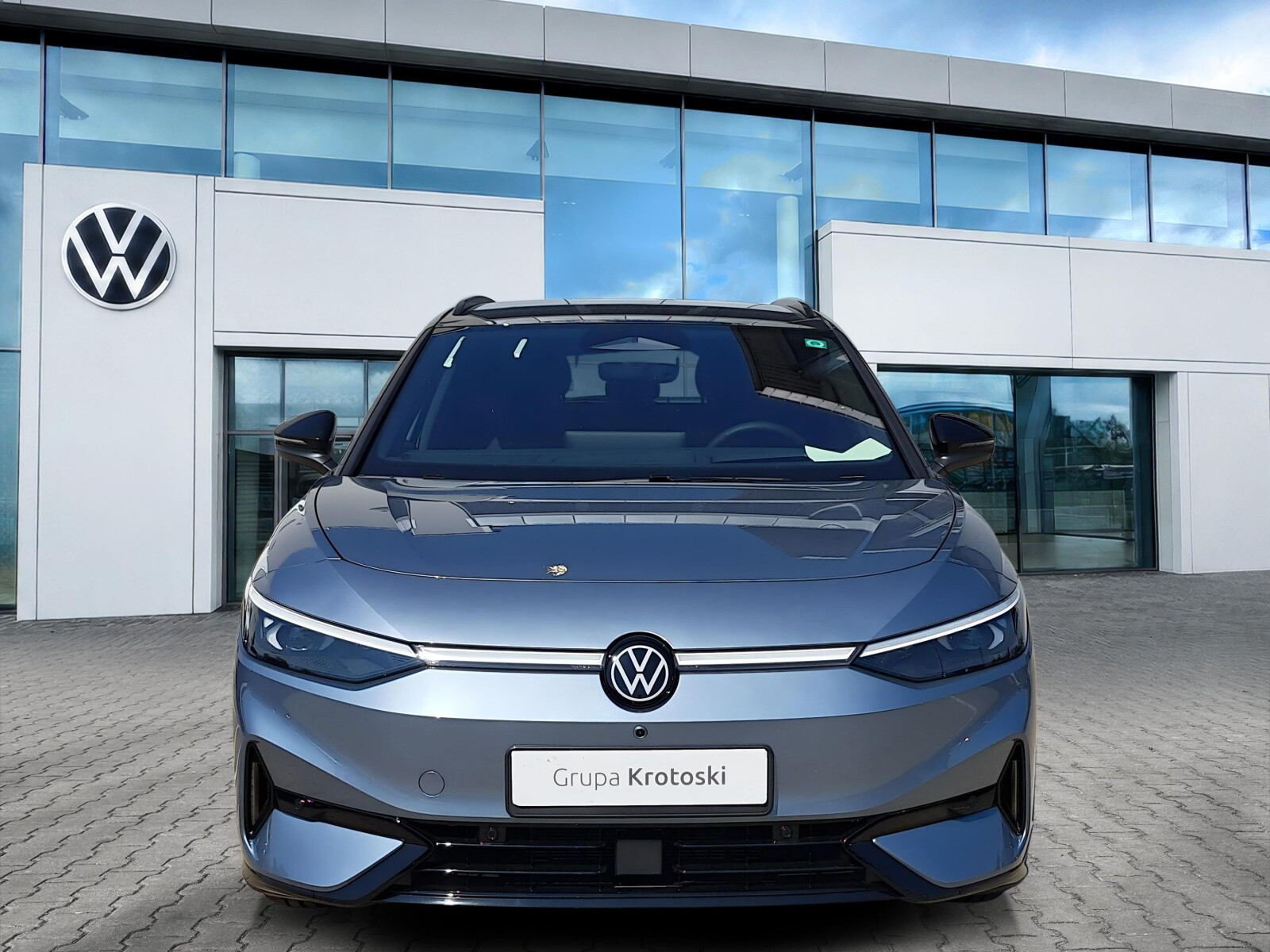 Pro Plus 77 kWh 286 KM automatyczna Dostępny Od Ręki!