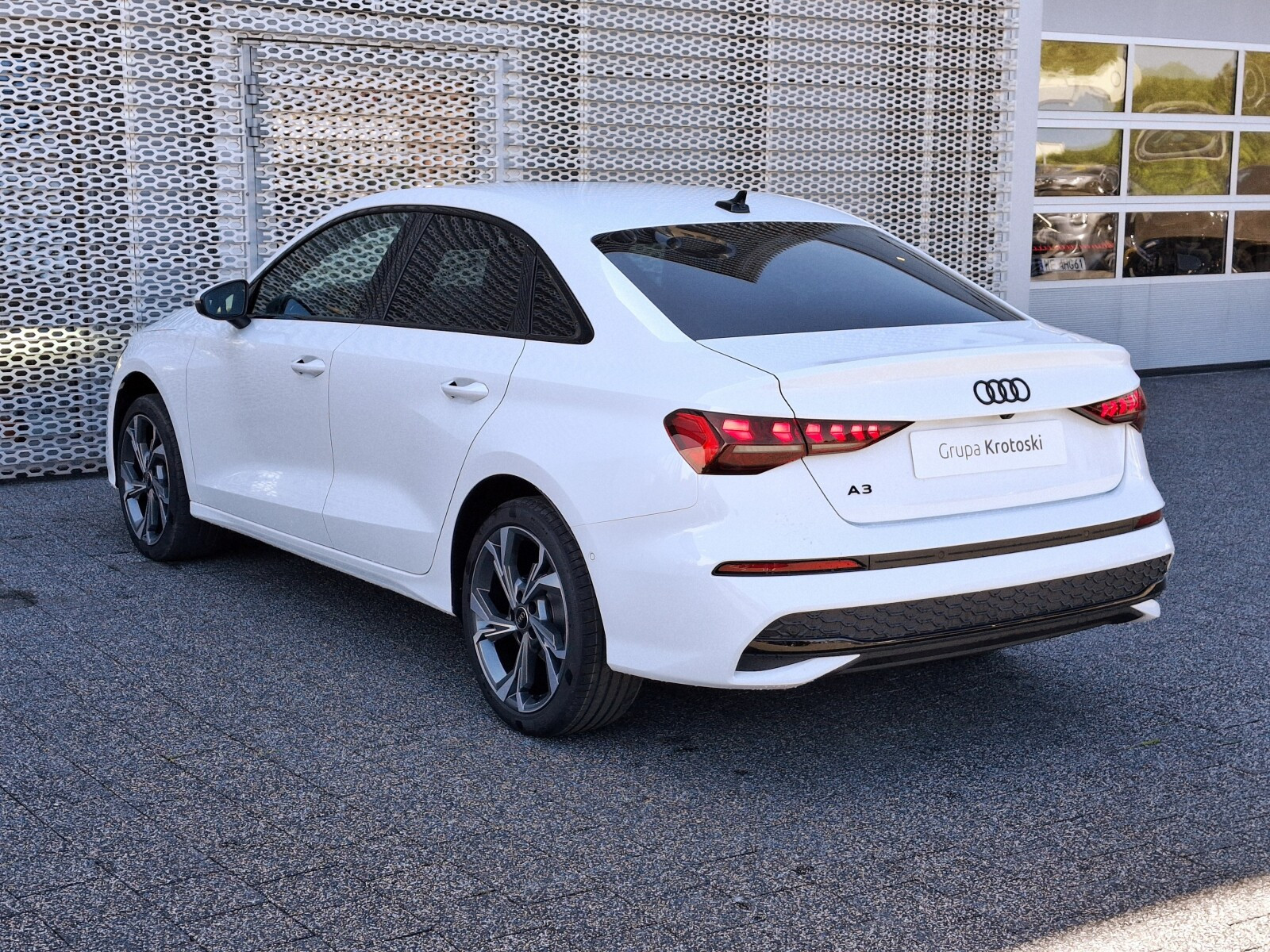 Advanced TFSI 110 kW S tronic * Pakiet Technology *