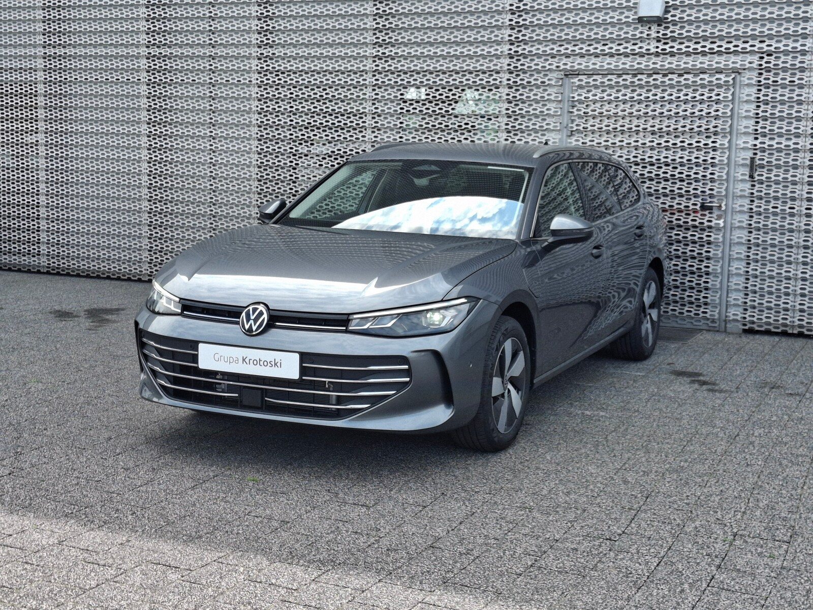 Business Plus 1.5 TSI eHybrid 150 KM DSG Dostępny Od Ręki!