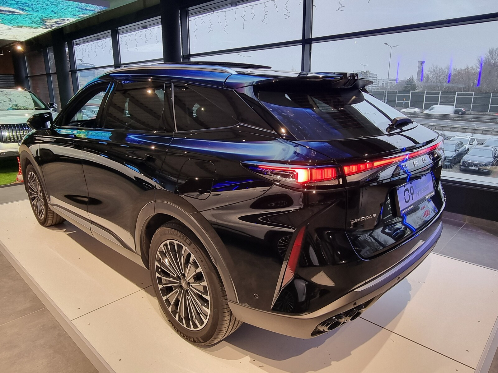 PHEV Exclusive ubezpieczenie za 1 zł, promocyjne finansowanie.