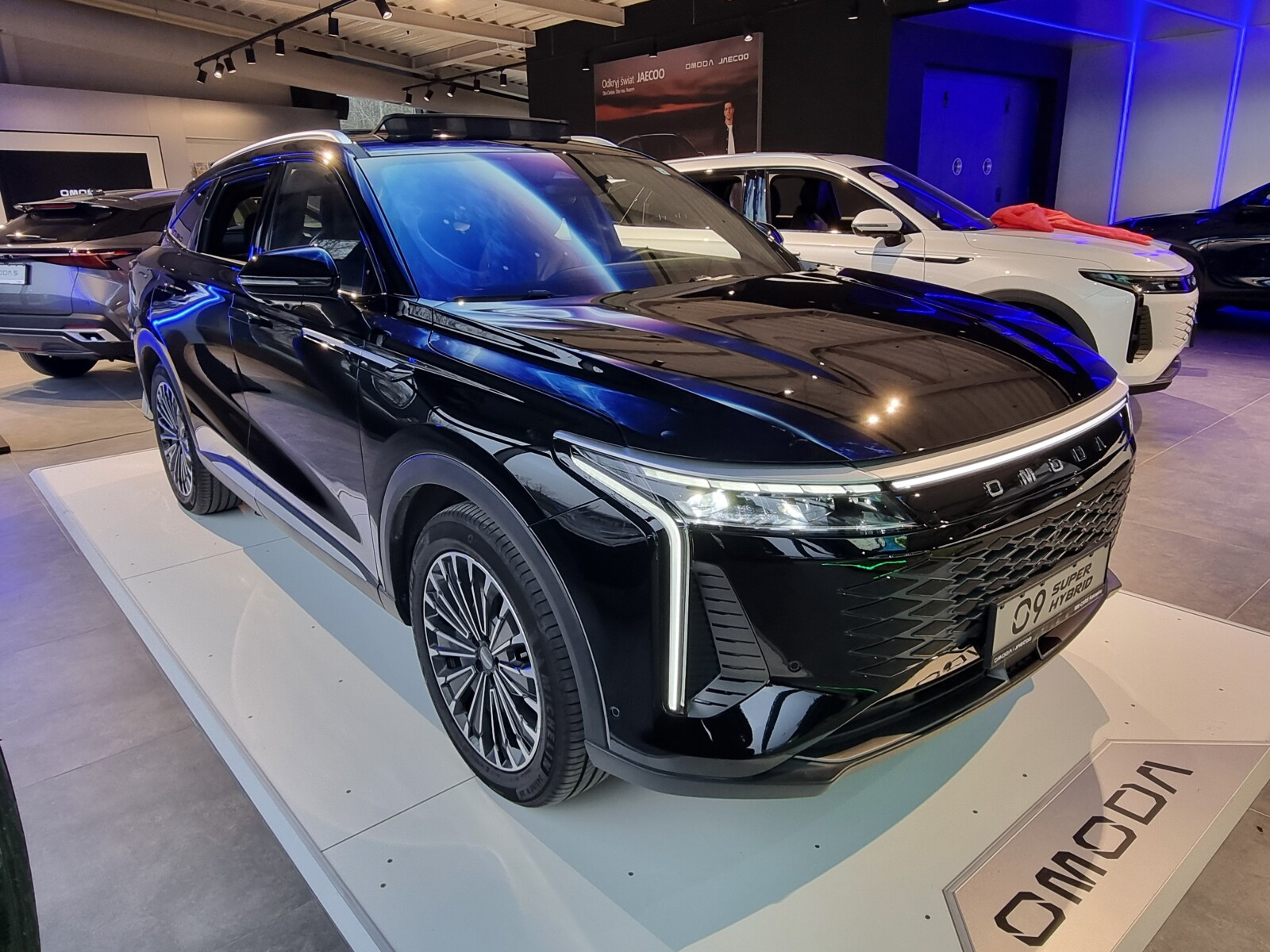 PHEV Exclusive ubezpieczenie za 1 zł, promocyjne finansowanie.