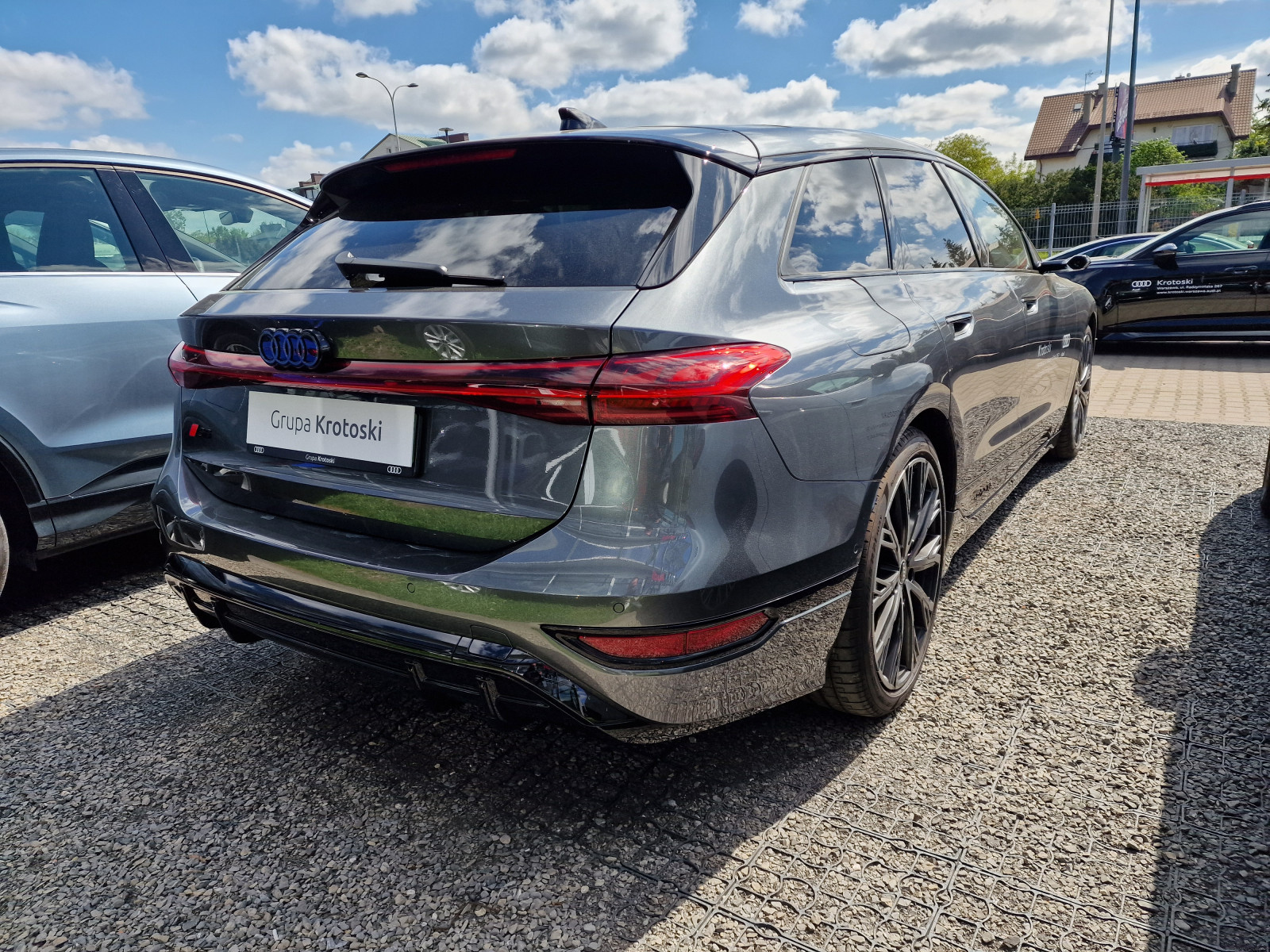 E-tron * DEMO * Pakiet Tech Pro * Edition One Grey *