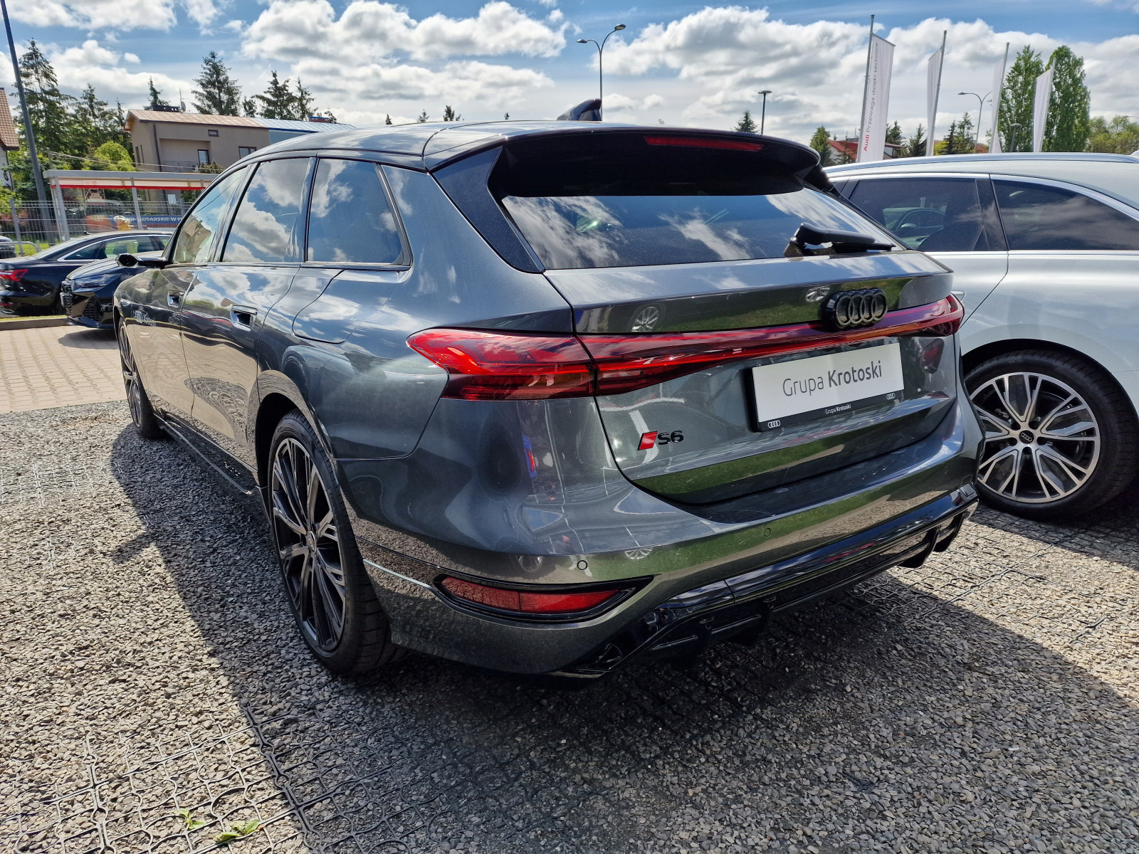 E-tron * DEMO * Pakiet Tech Pro * Edition One Grey *
