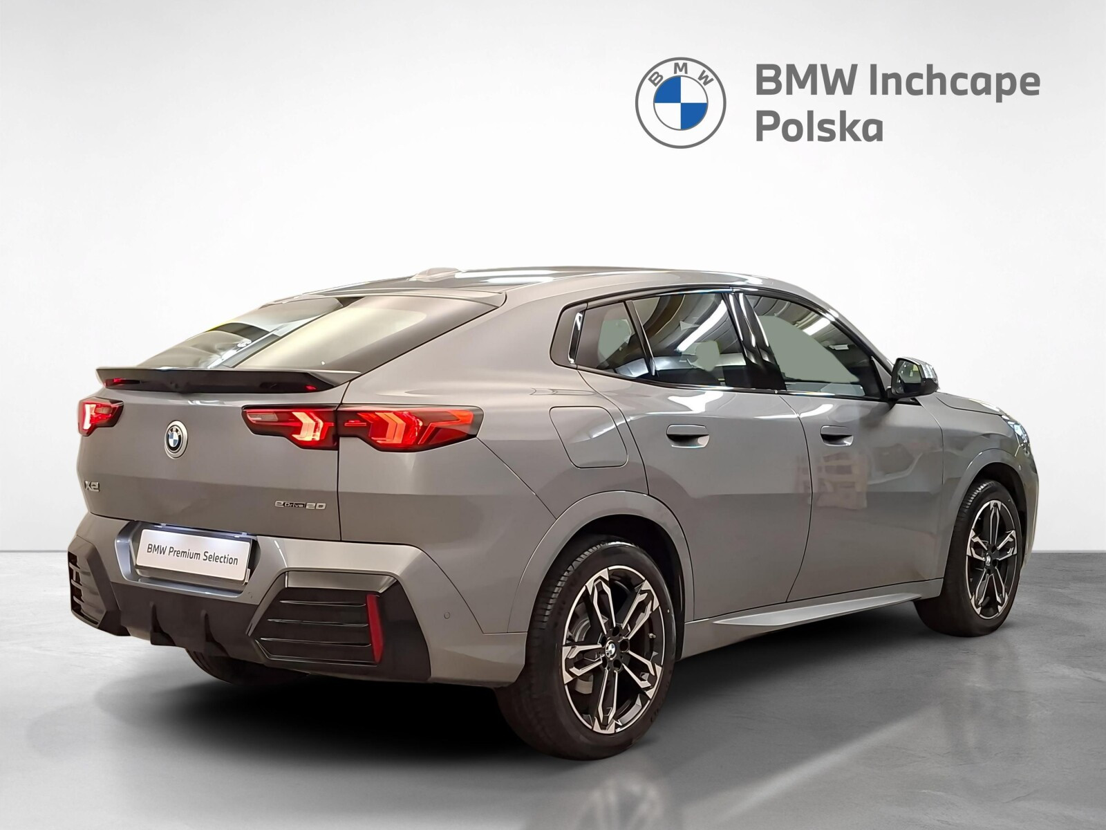 BMW iX2 eDrive20 M Sport, Shadow Line, Adaptacyjne podwozie M