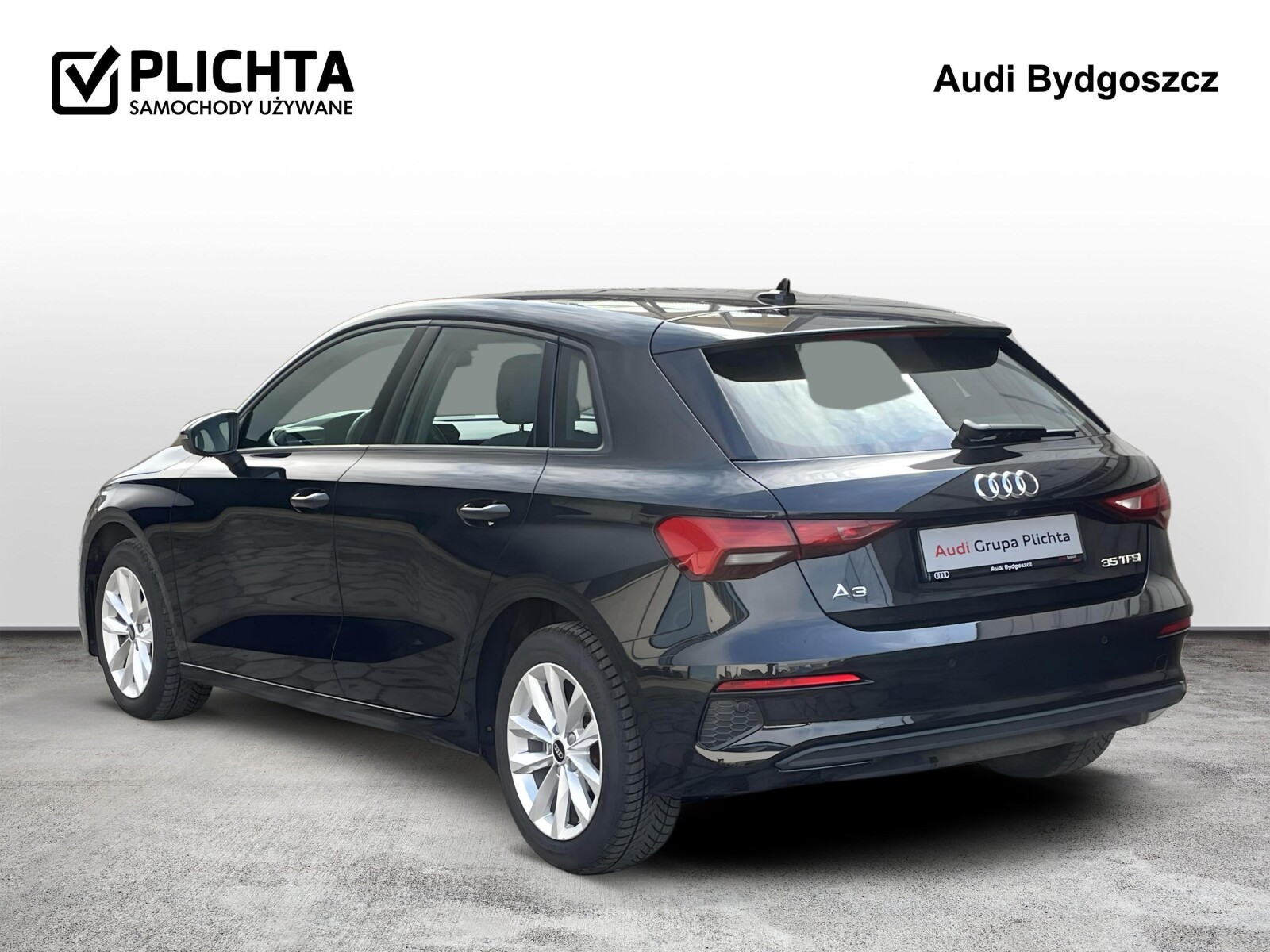 2-strefowa klimatyzacja automatyczna || Asystent parkowania || Kamera cofania