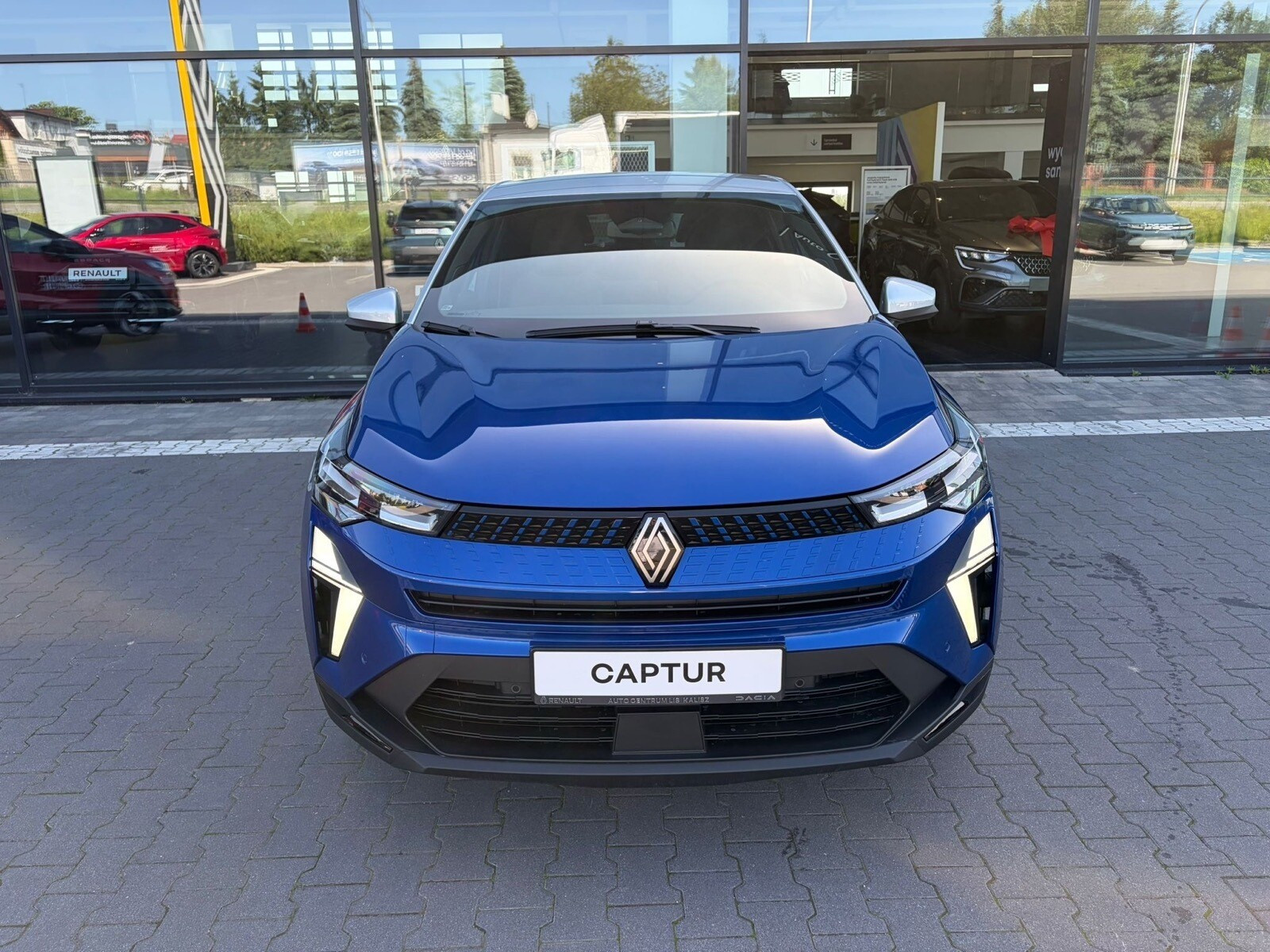 niebieski captur mild hybrid