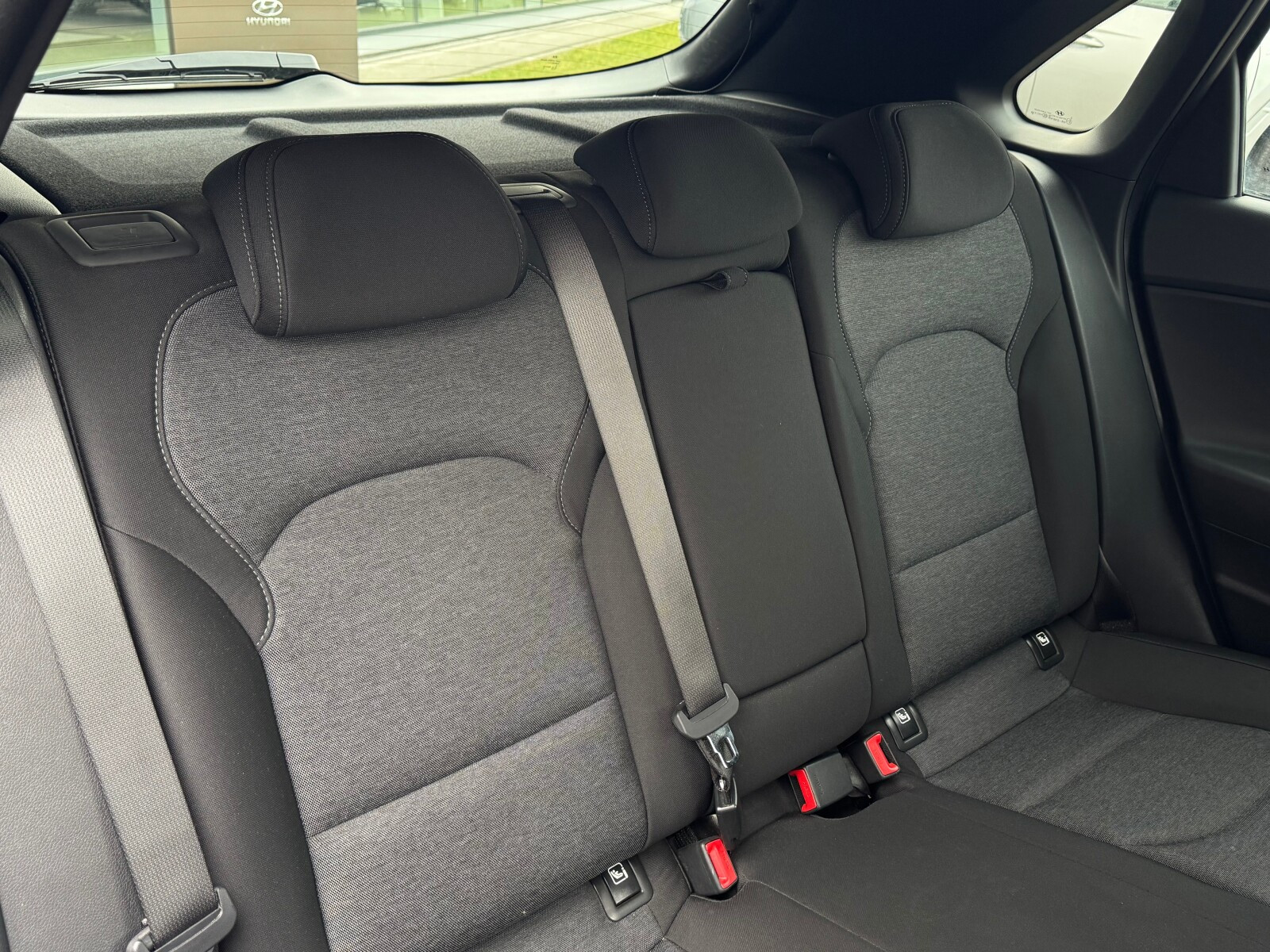 Salon Polska, Faktura VAT 23%, 1.0 T-GDI 120KM, Abyss Black Pearl,DCT
